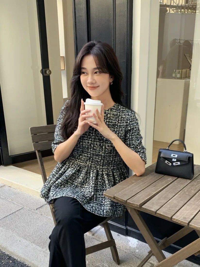 小香配色軟呢格紋收腰傘擺上衣S-M / 2色 (Elegant & Love)