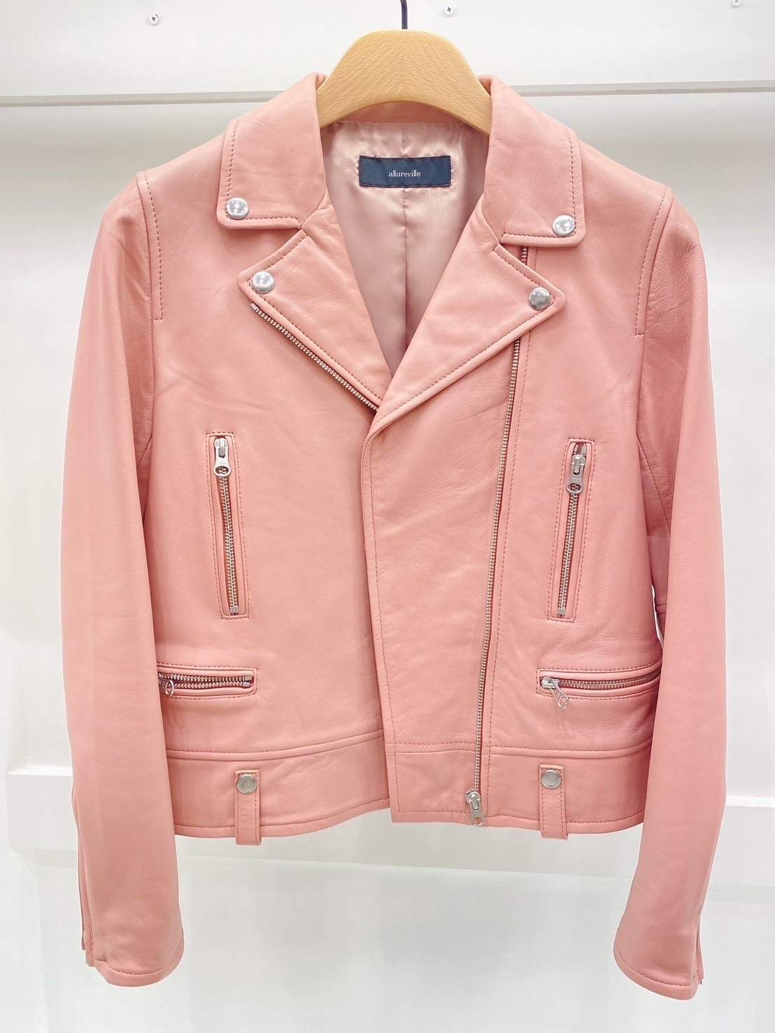 羊格設計師款皮衣