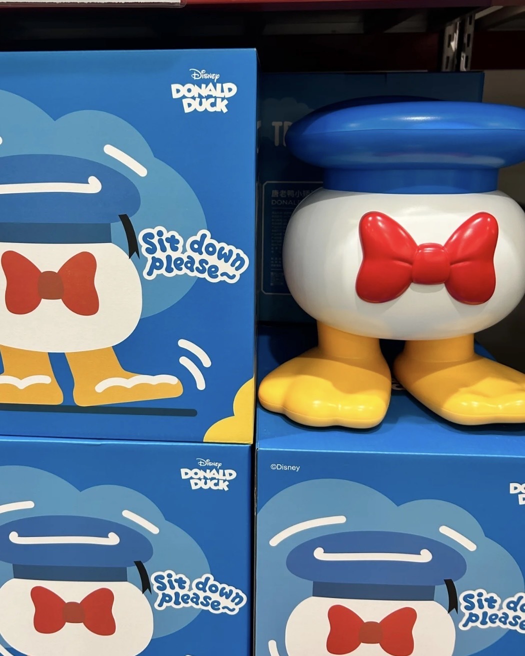 【代購】FANTAX SUNDAY HOME 唐老鴨小矮凳