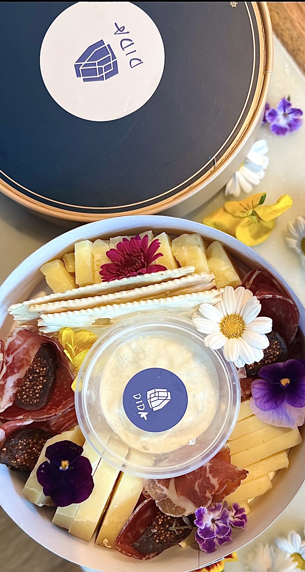 Dida情人節乳酪熟肉拼盤禮盒