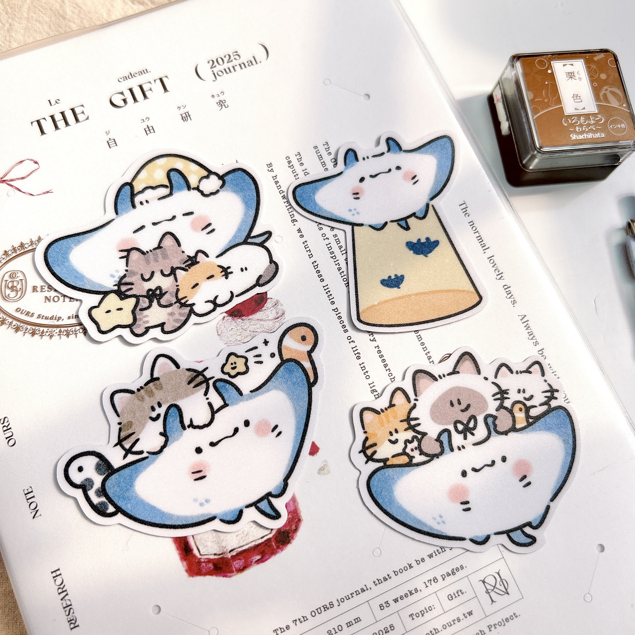 魚餅一隻熊｜魟魚貓貓 防水貼紙