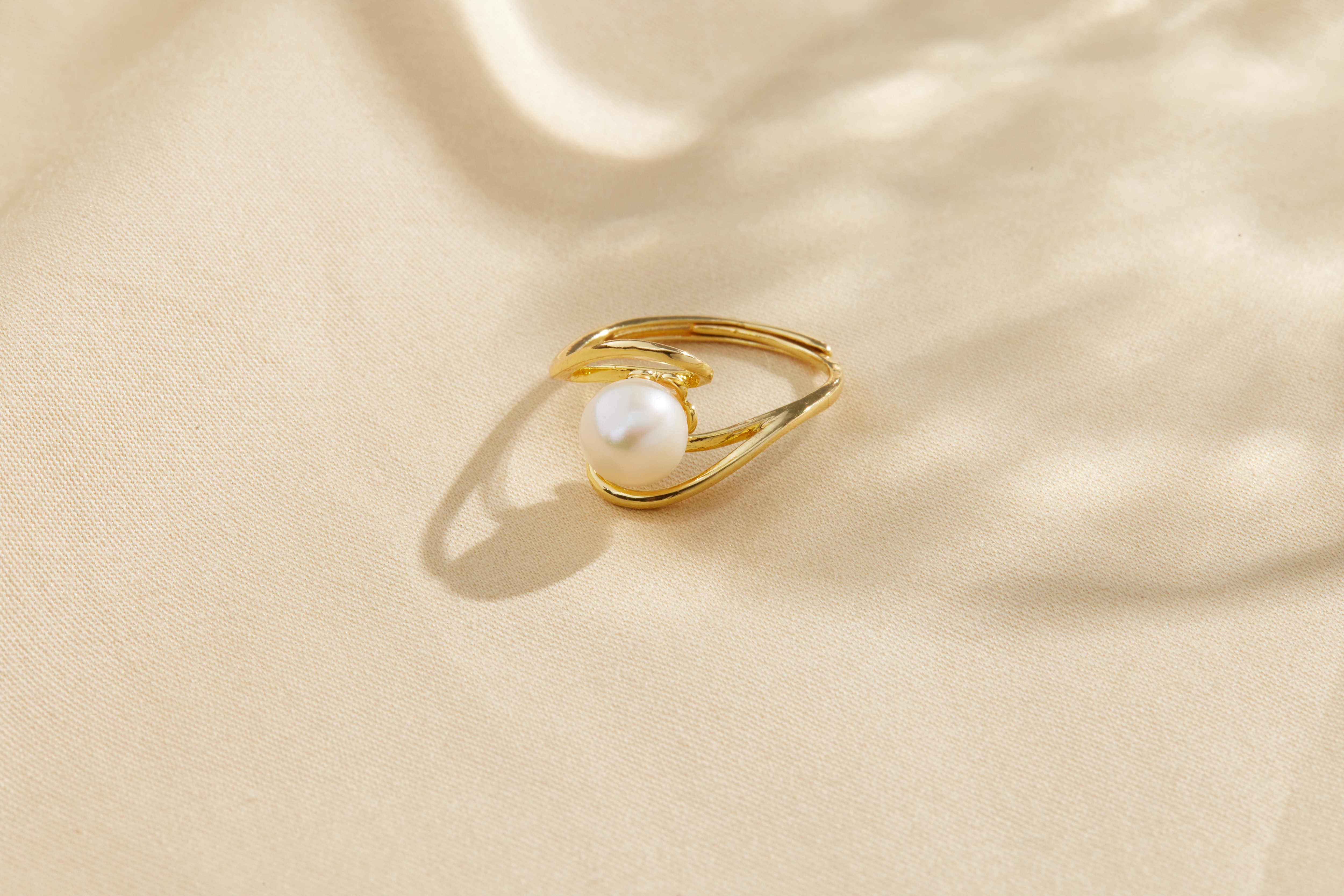 R947 | 銅鍍14K珍珠戒指