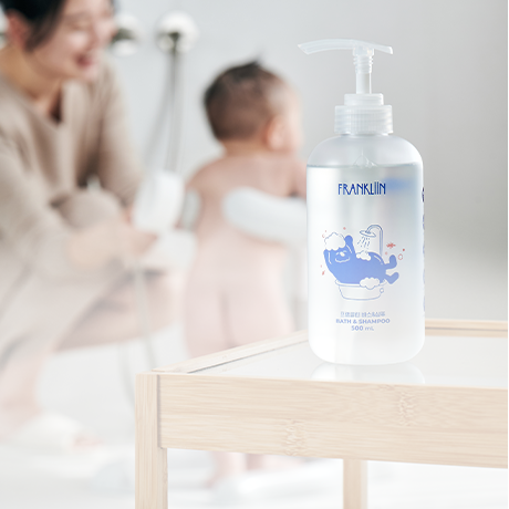 Parasol Clear + Dry™ 新科技水凝尿布