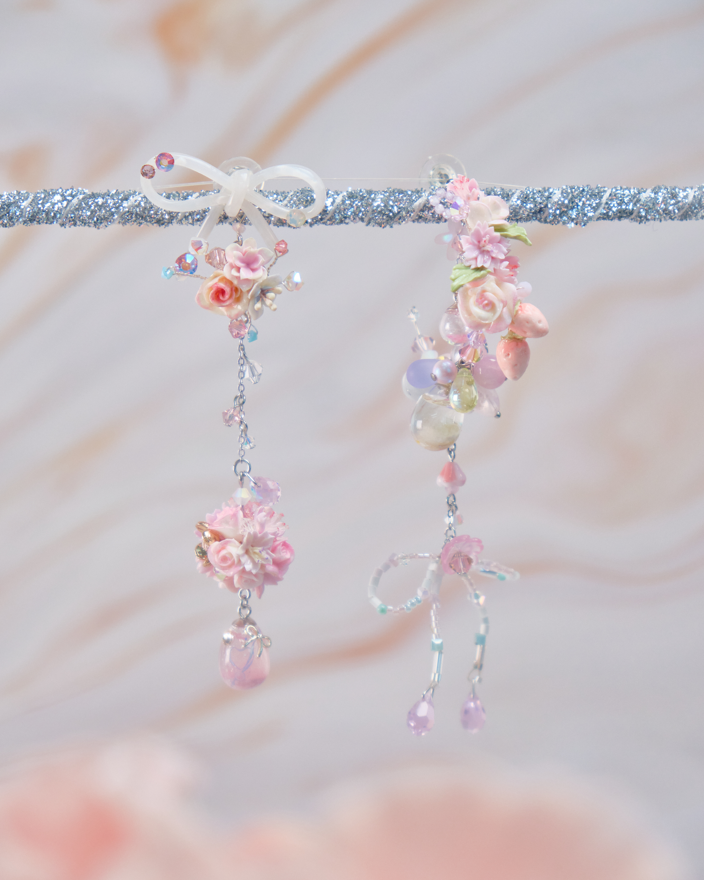 11744 重工不對稱C字兩用花球耳環