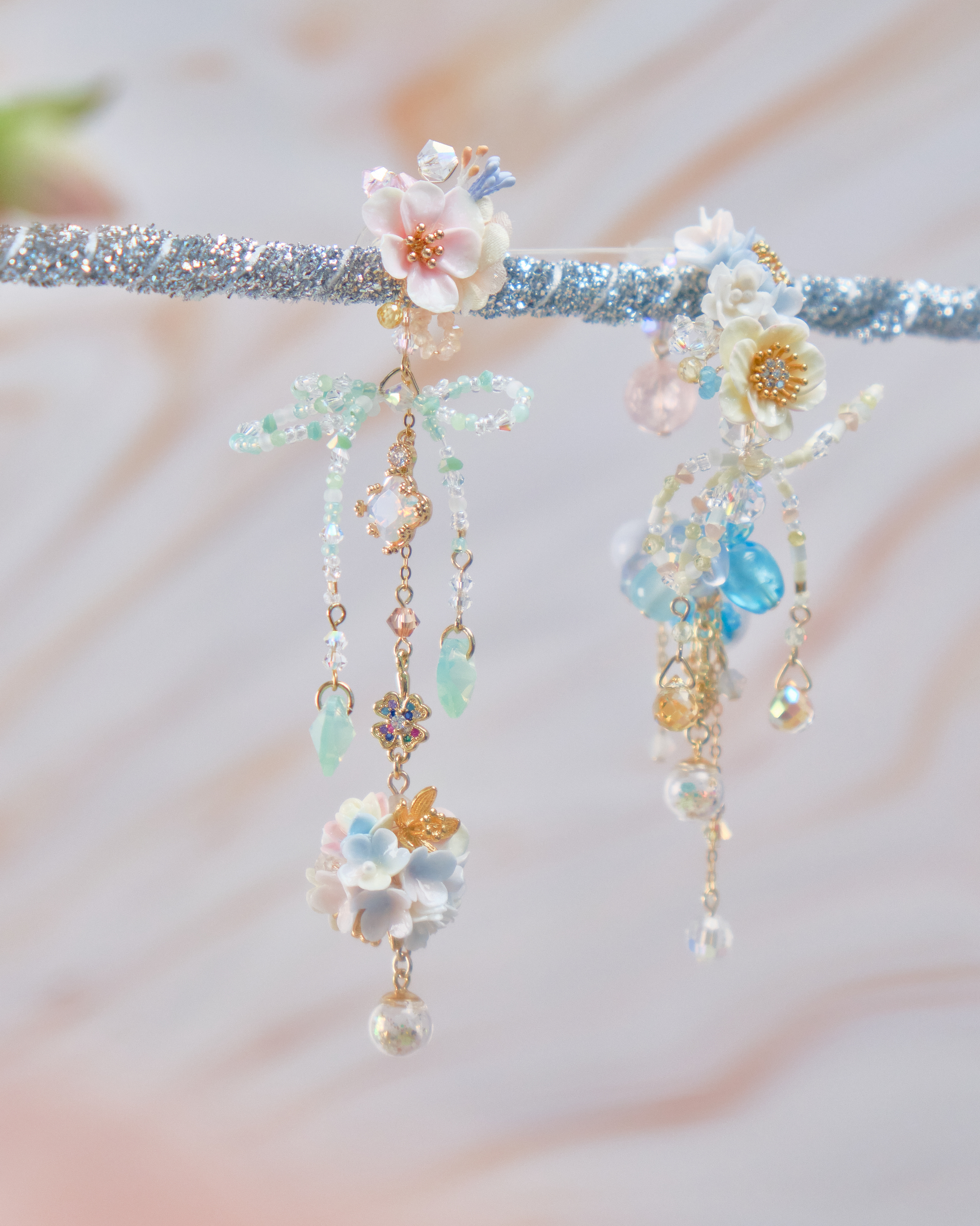 11746 重工不對稱C字兩用花球耳環