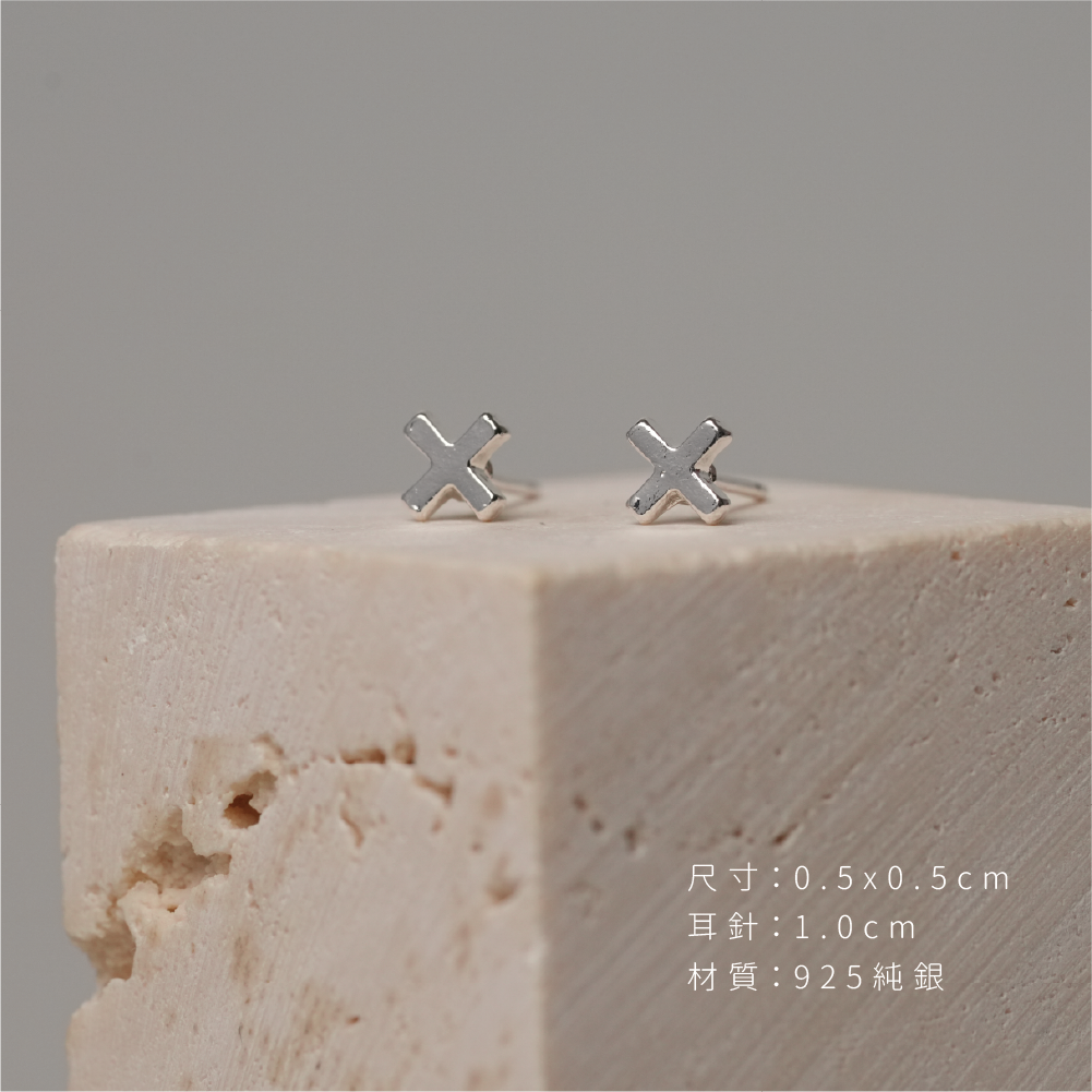 蝴蝶結耳針銀尺寸