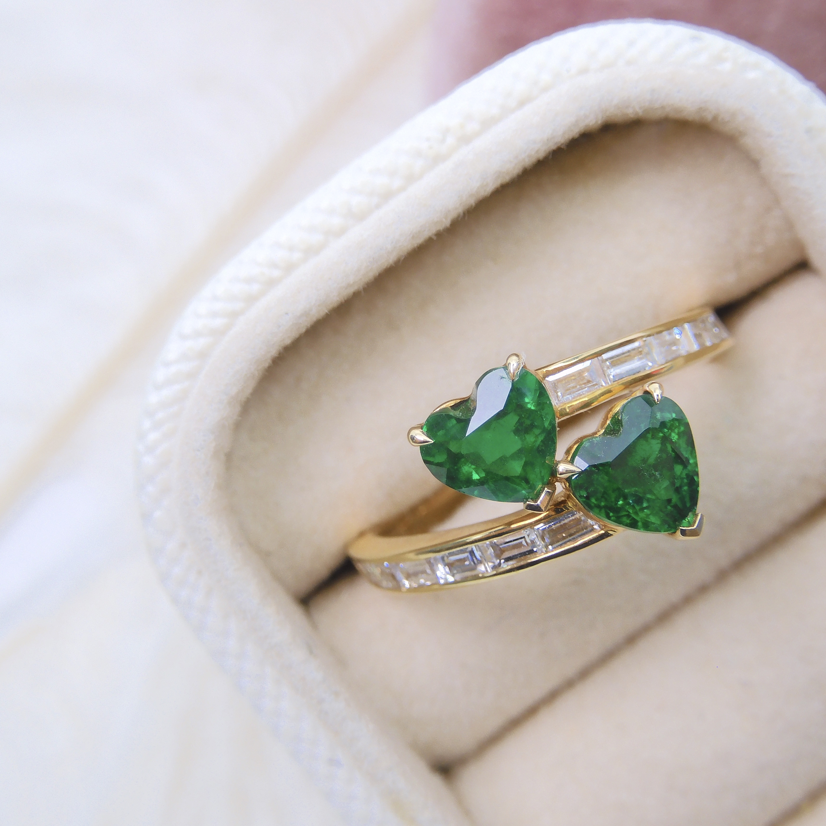 18K金 1.25ct 綠寶石戒指 (配證書)