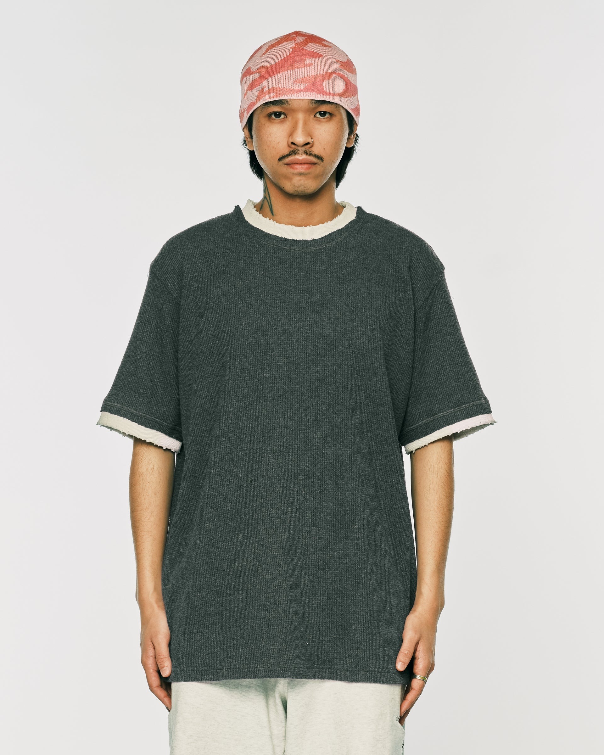 PLATEAU STUDIO ｜ Vintage ringer waffle tee (Black / beige)