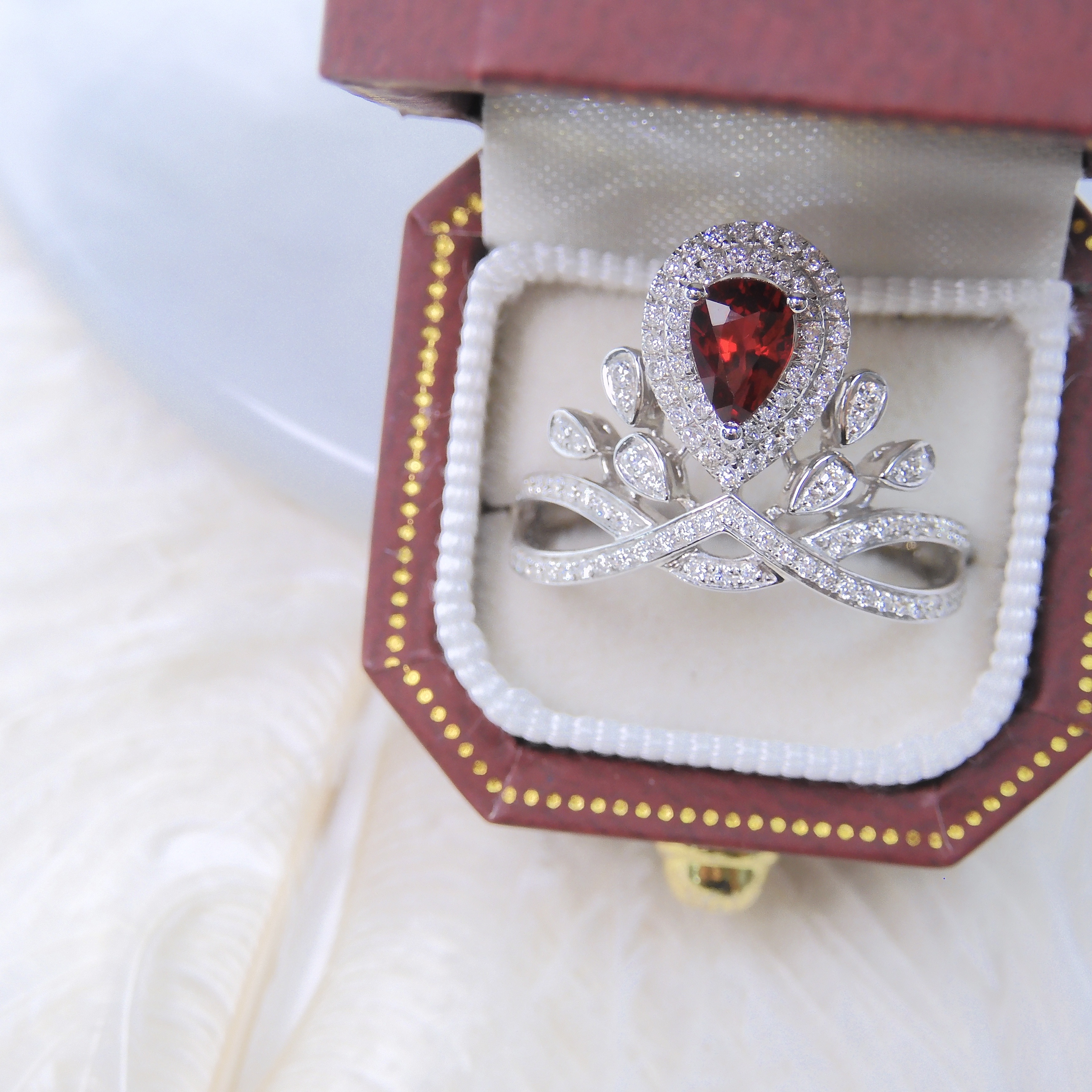 18K金 0.55ct 紅寶石戒指 (配國際證書)