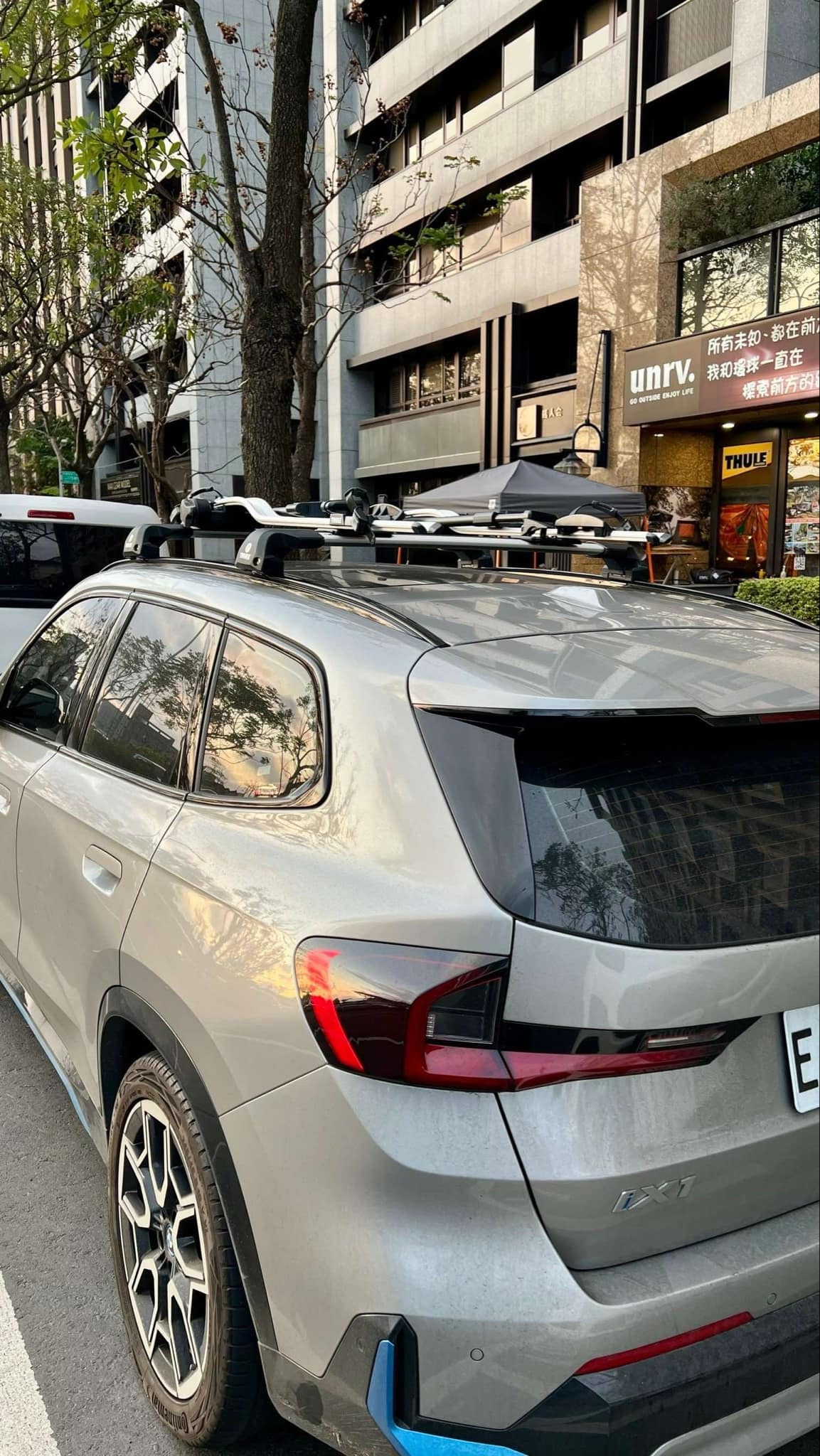 THULE 598 pro 單車架+Thule車頂架 Bmw-X1
