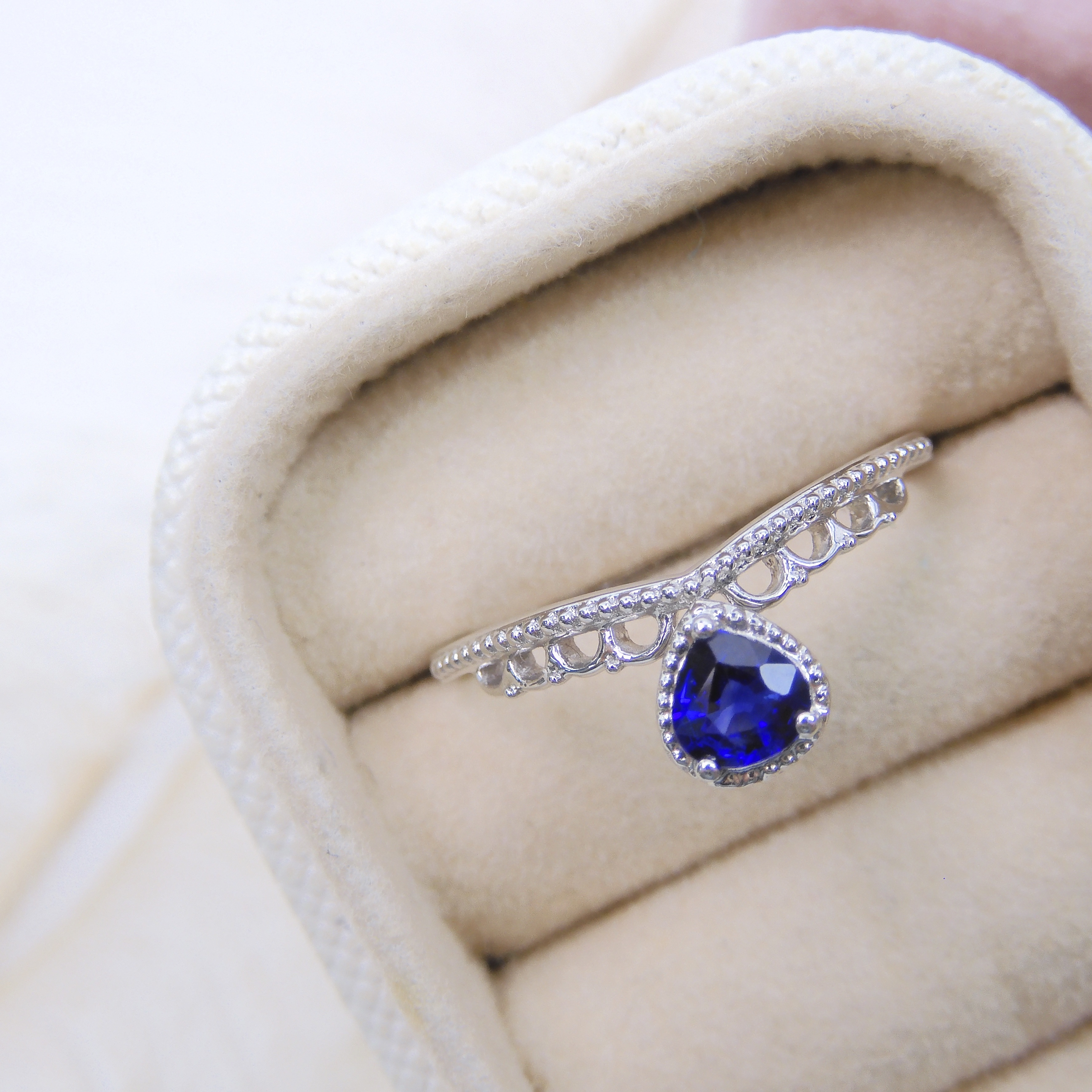 18K金 0.34ct 藍寶石戒指