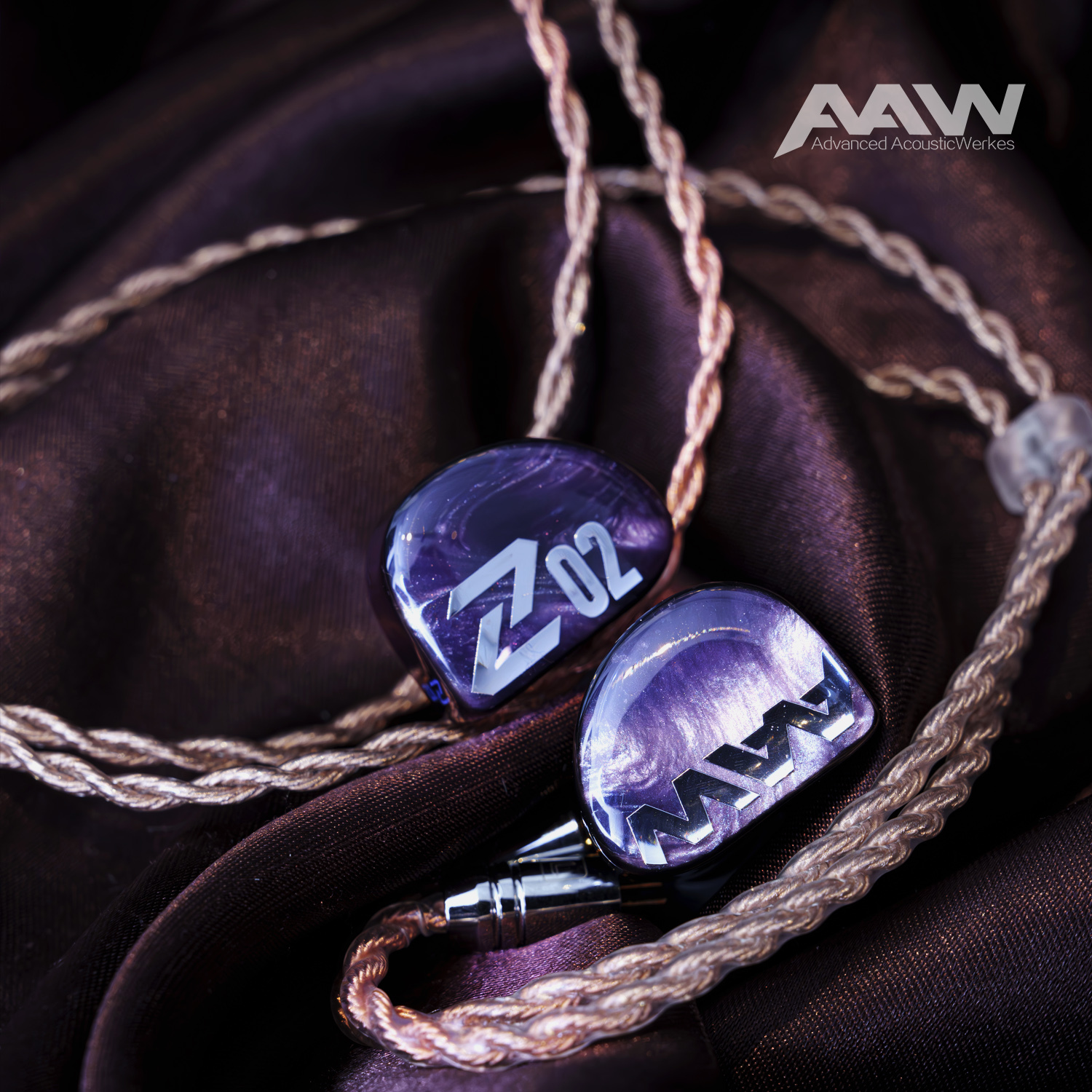 Z02 平板 + 動圈兩單元入耳式耳機