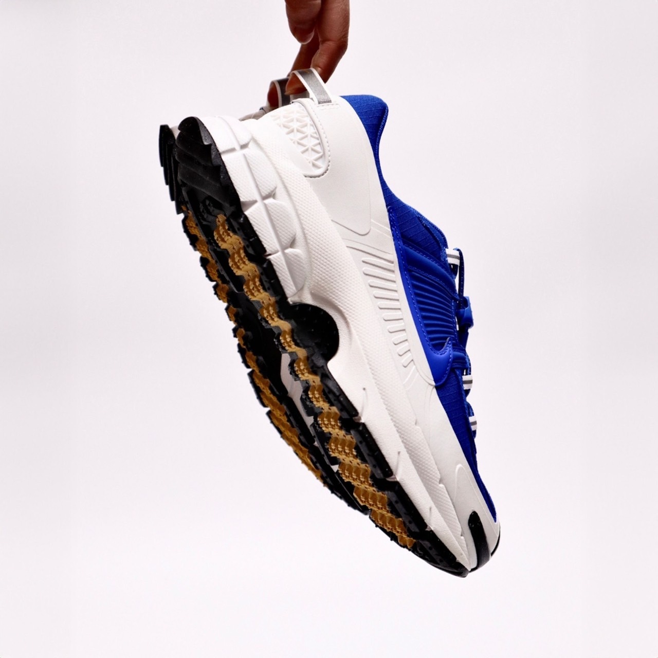 NICEDAY 現貨 Nike Zoom Vomero 5 Roam 白藍 防潑水 男款 FV2295-400