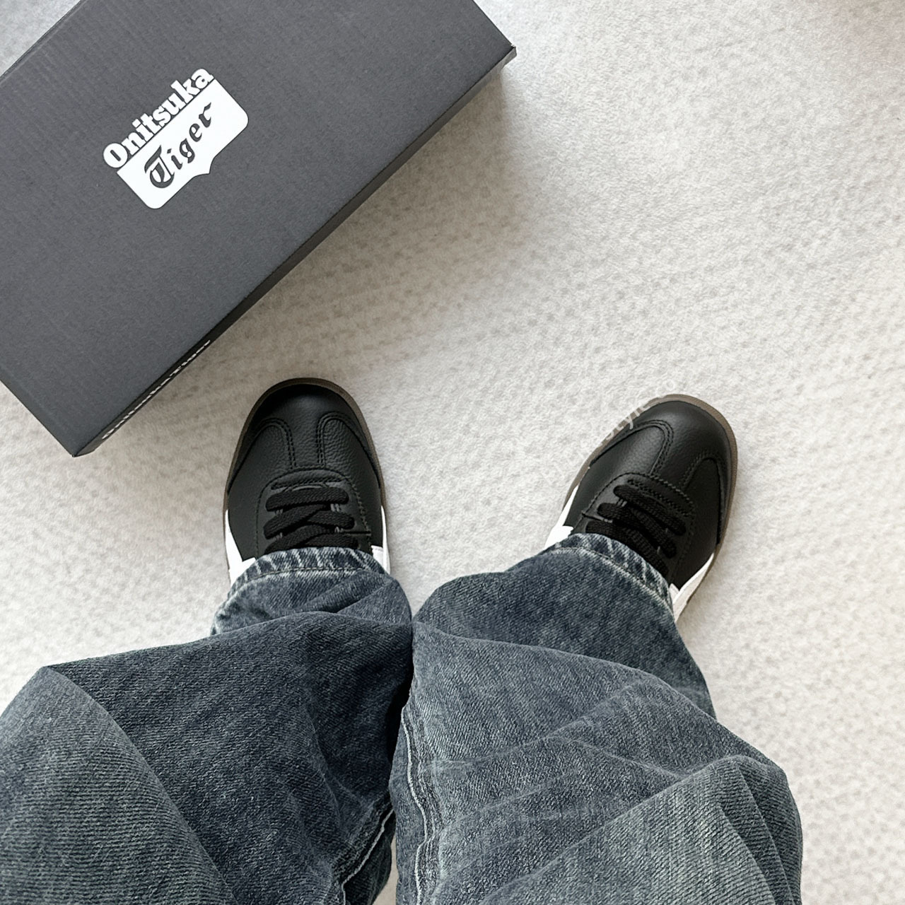 Onitsuka Tiger Tokuten鬼塚虎德訓鞋黑白皮革焦糖底男女鞋