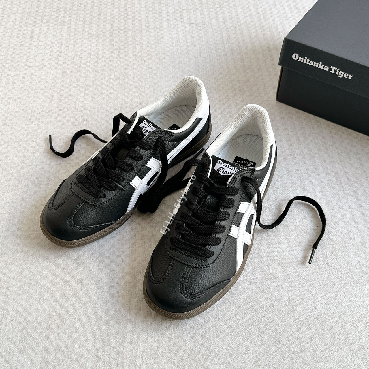 Onitsuka Tiger Tokuten鬼塚虎德訓鞋黑白皮革焦糖底男女鞋
