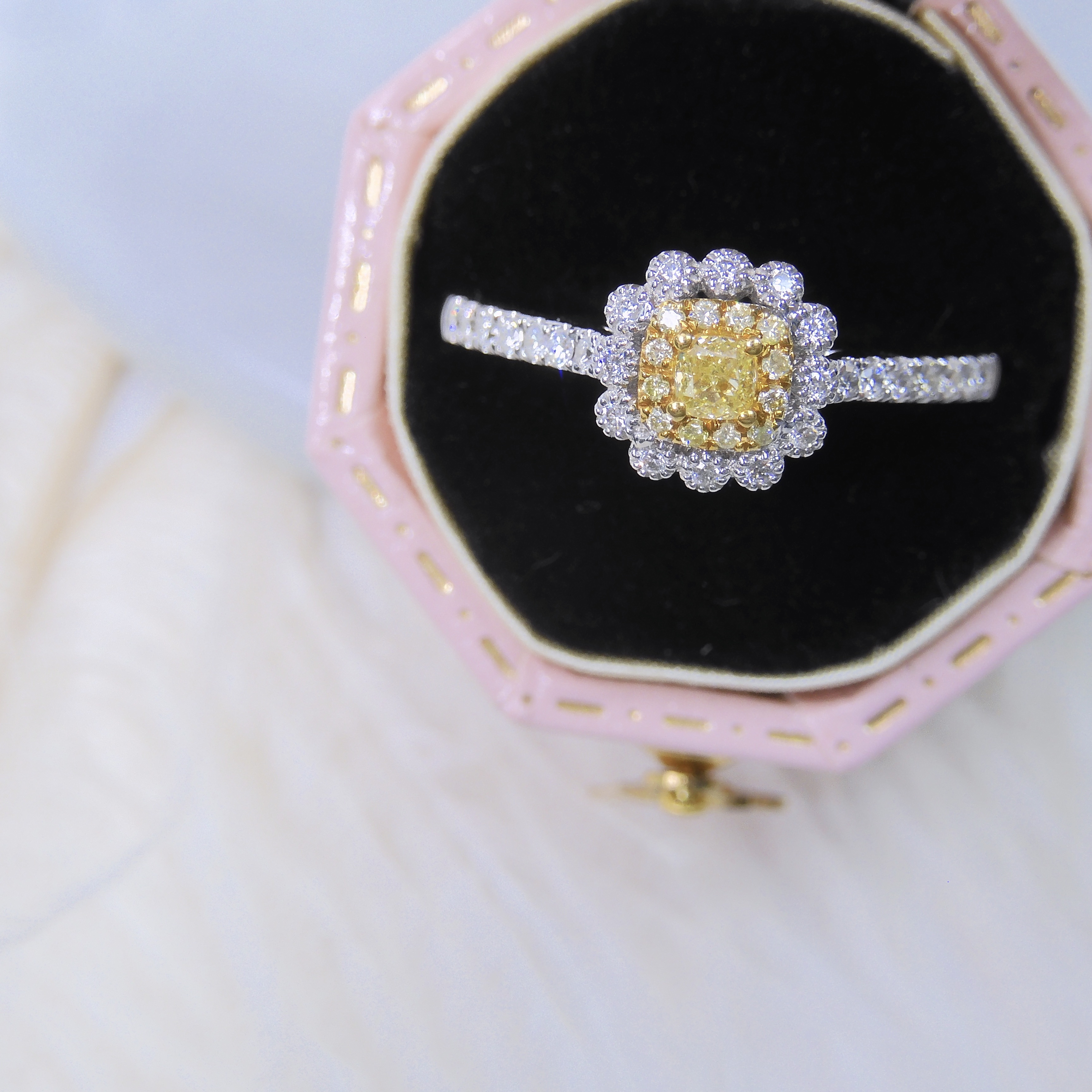 18K金 0.1ct 黃鑽戒指