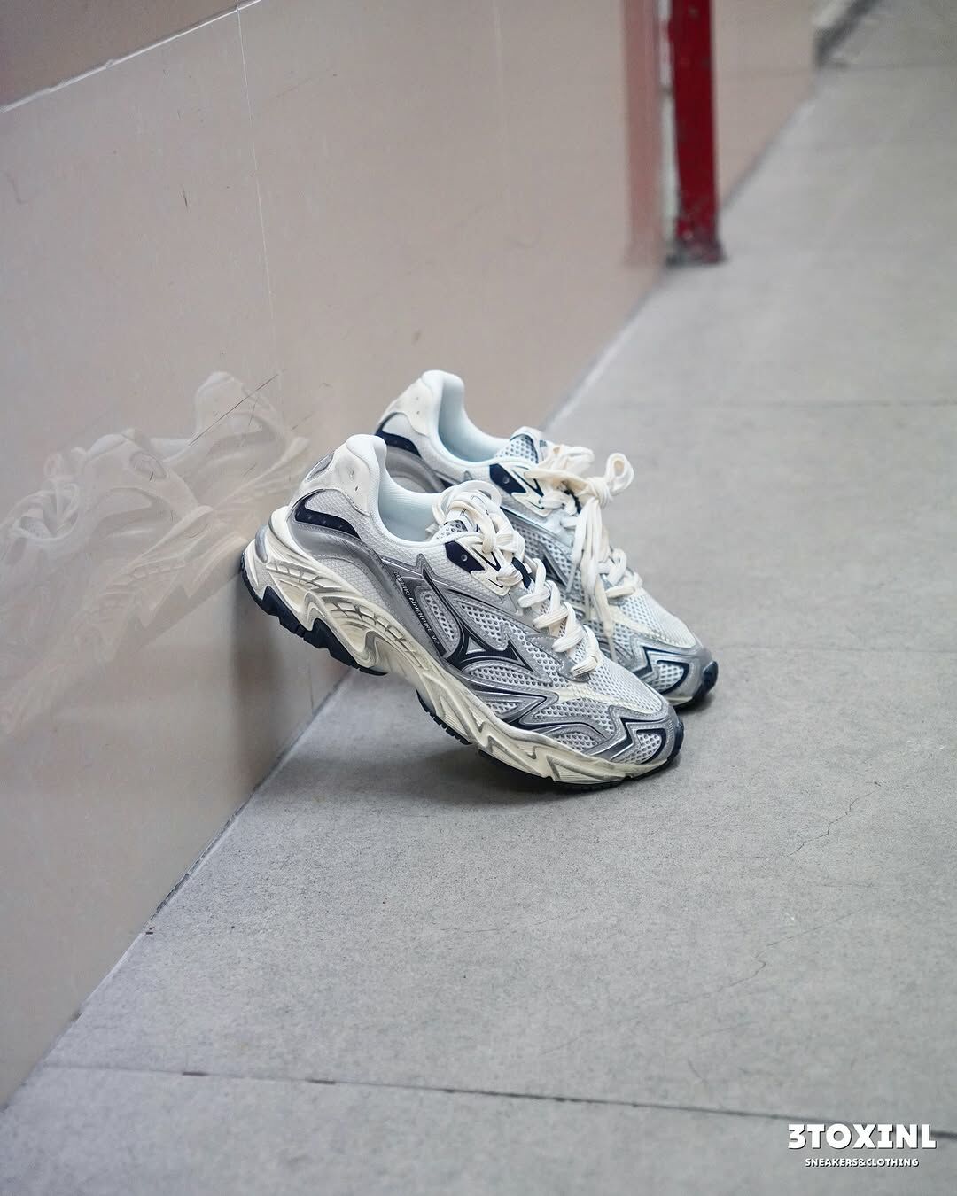 (預訂) MIZUNO Adventure V2 - D1GH250304