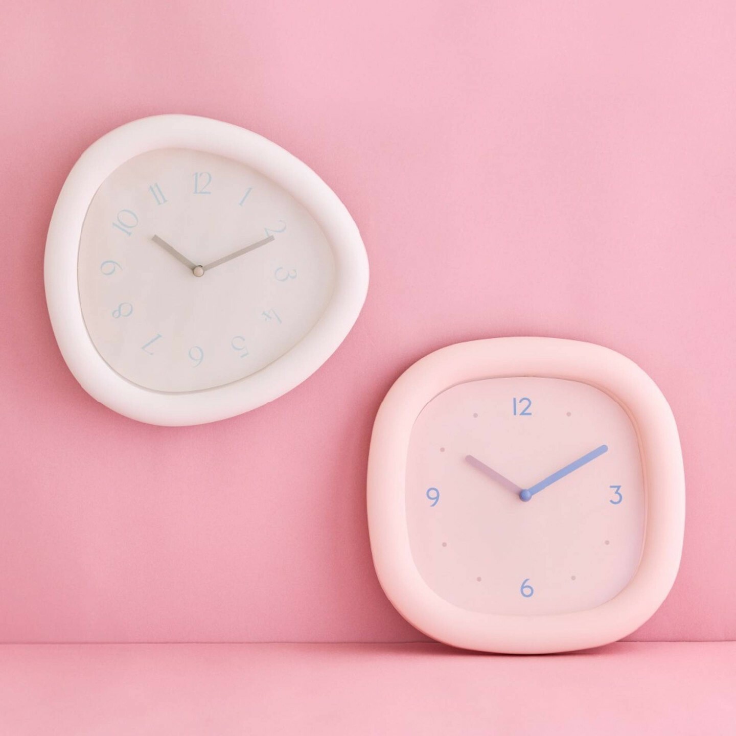 TP 電池式三角形靜音掛鐘