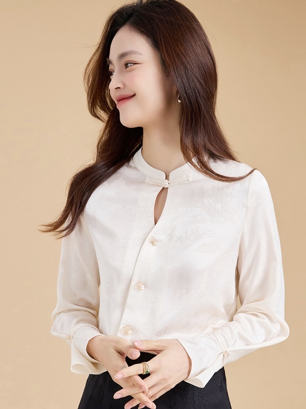 中國風盤釦緞面緹花上衣 米白