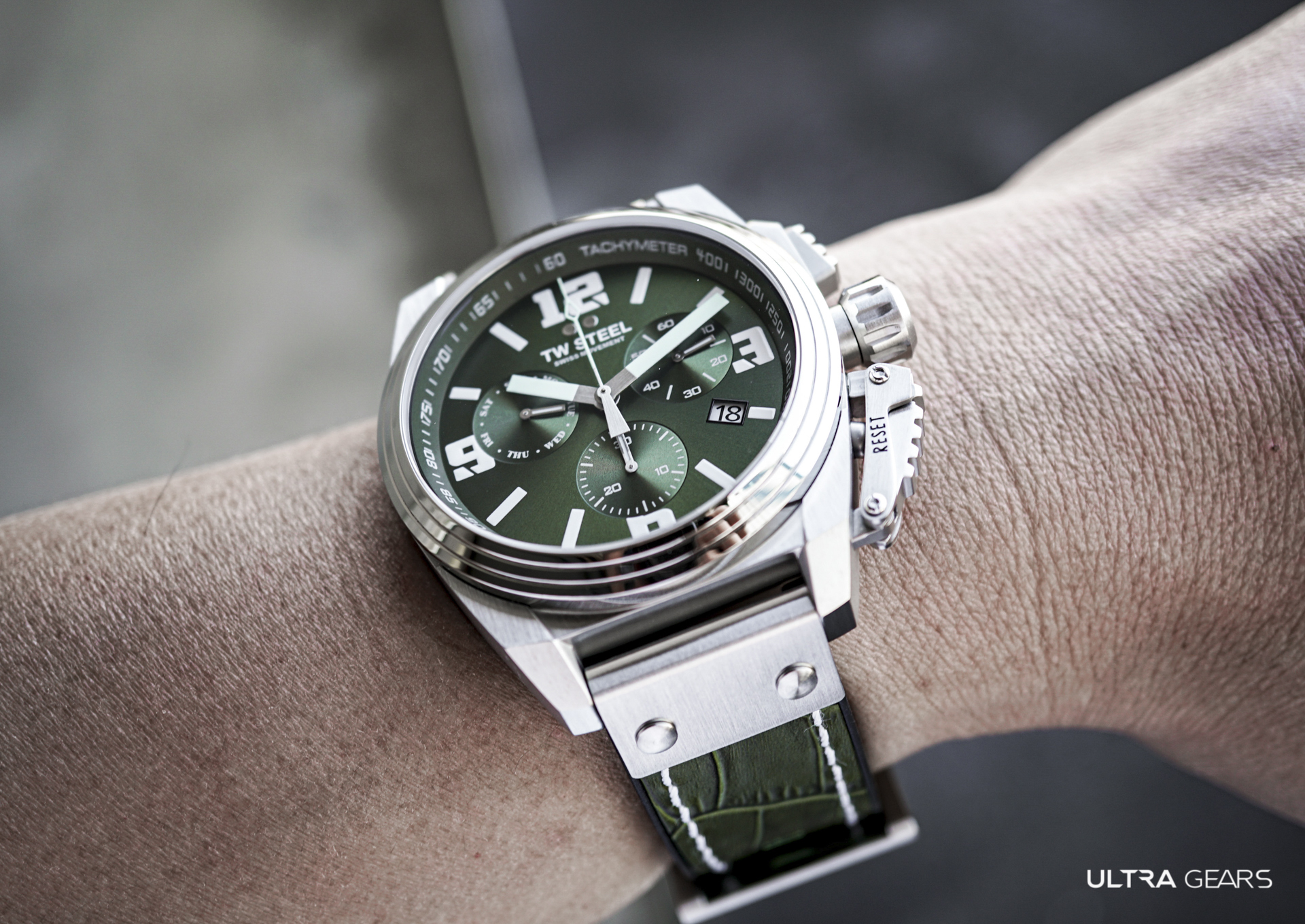 TW Steel SWISS CANTEEN 全鋼綠面計時碼錶 TW1116