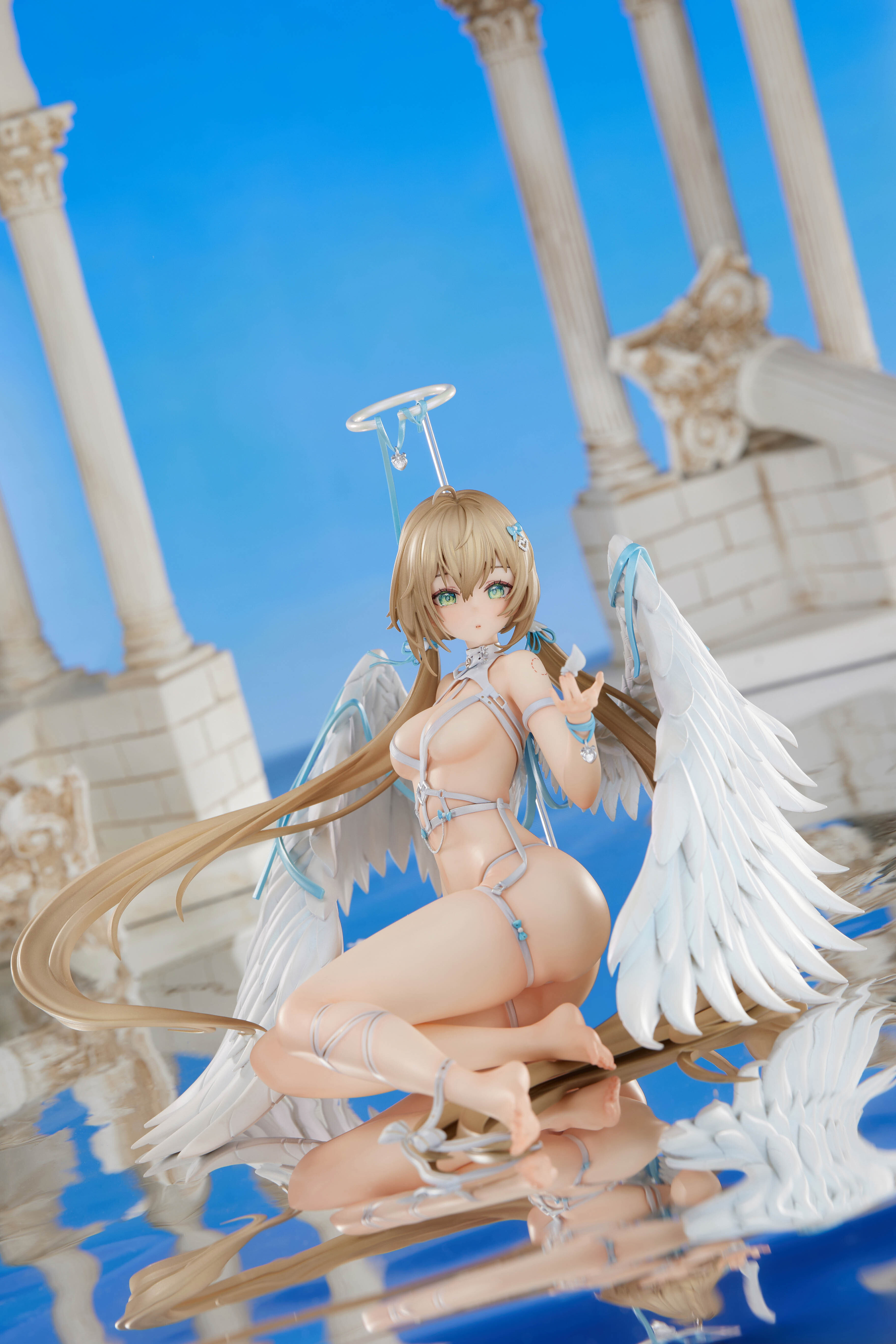 PURE MOMOKO CHAN 1/6 SCALE FIGURE