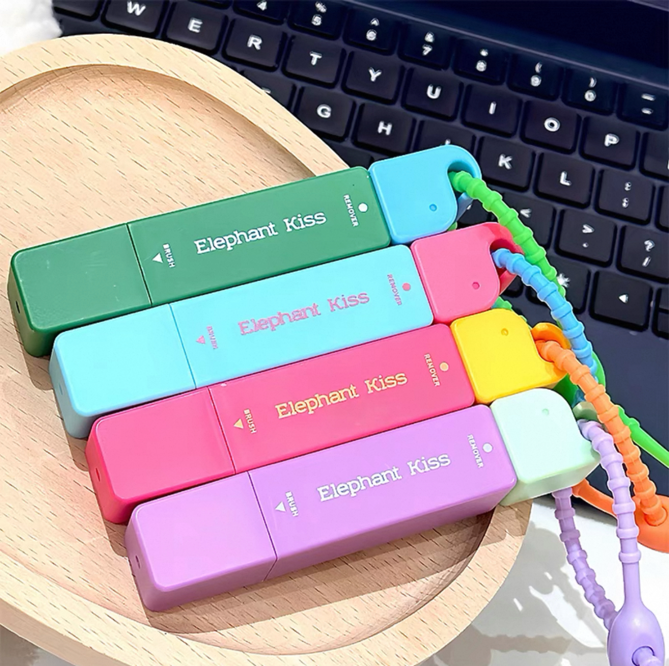 小紅書爆款 創意元氣多巴胺 ＇即時＇去漬筆衣物清潔油漬小巧可愛掛件