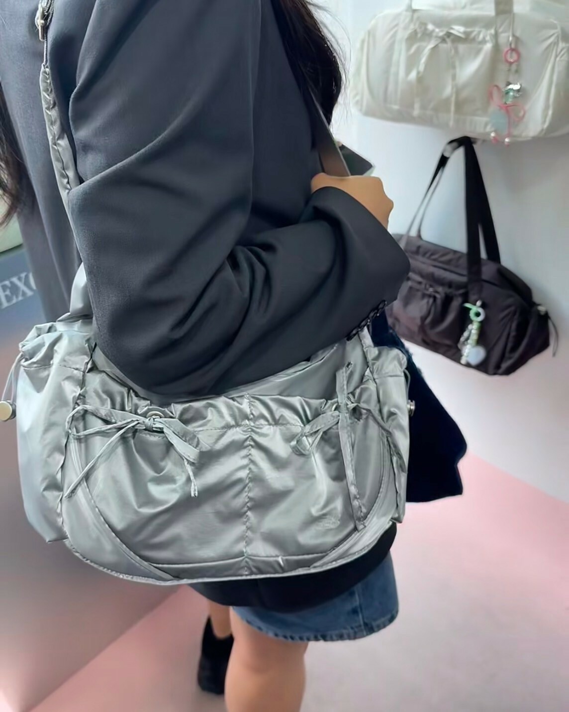 New Balance Glossy Ribbon 尼龍蝴蝶結流浪包