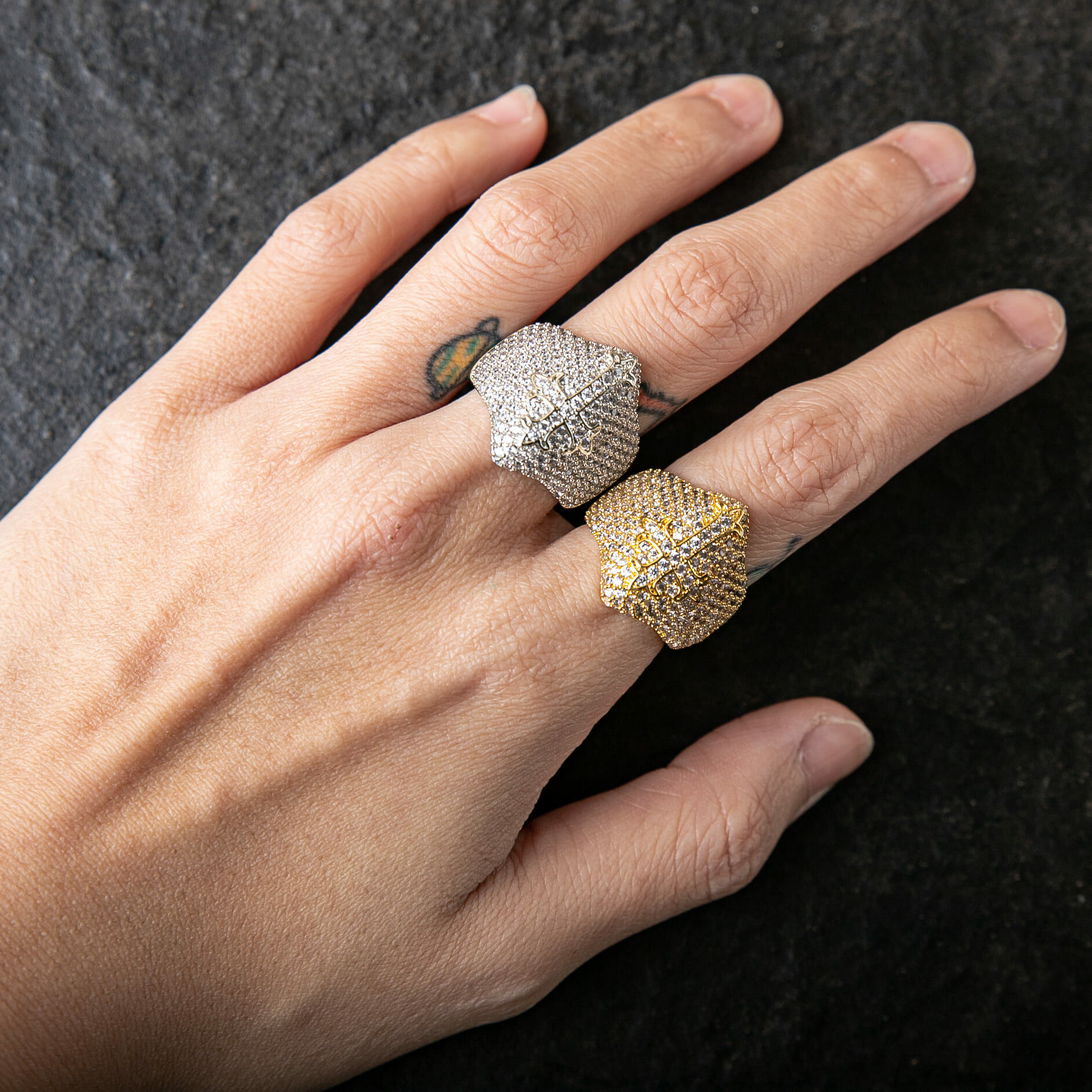 滿鑲復古十字架圖章戒指