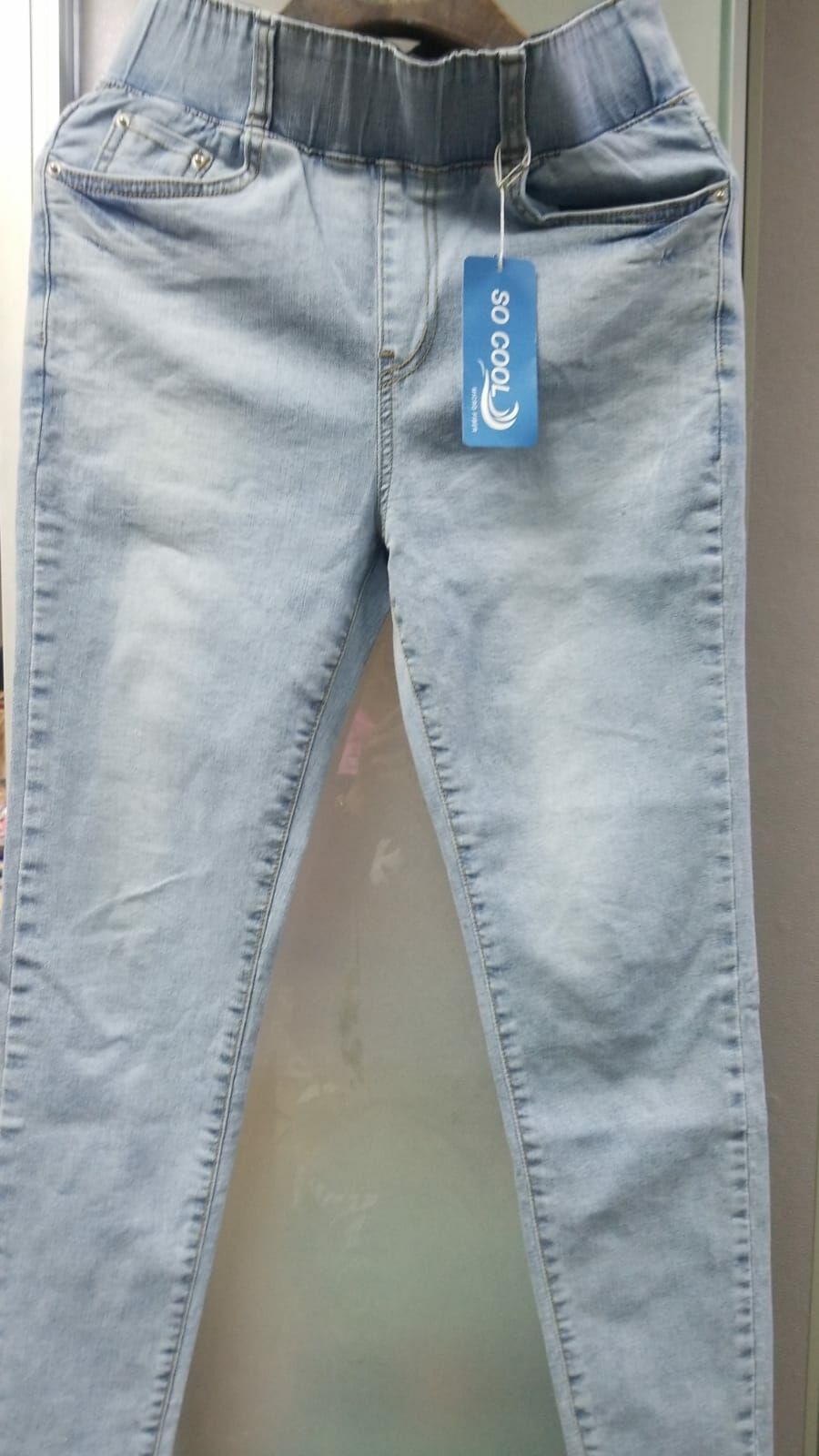 ca20331**  Howluk牛仔褲