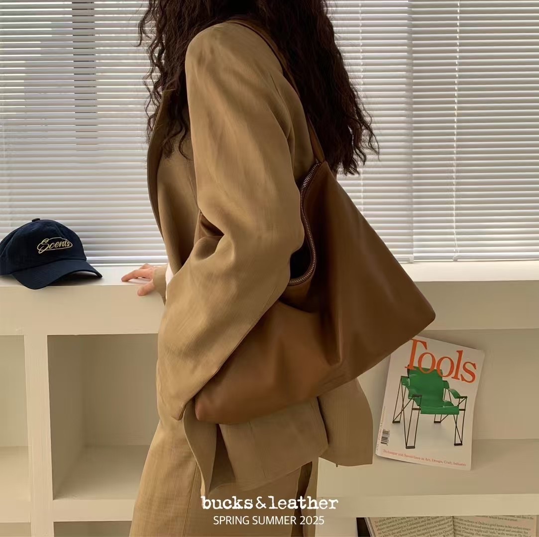 「2025新款」 bucks & leather 羊皮/牛皮單肩包 M號 大款