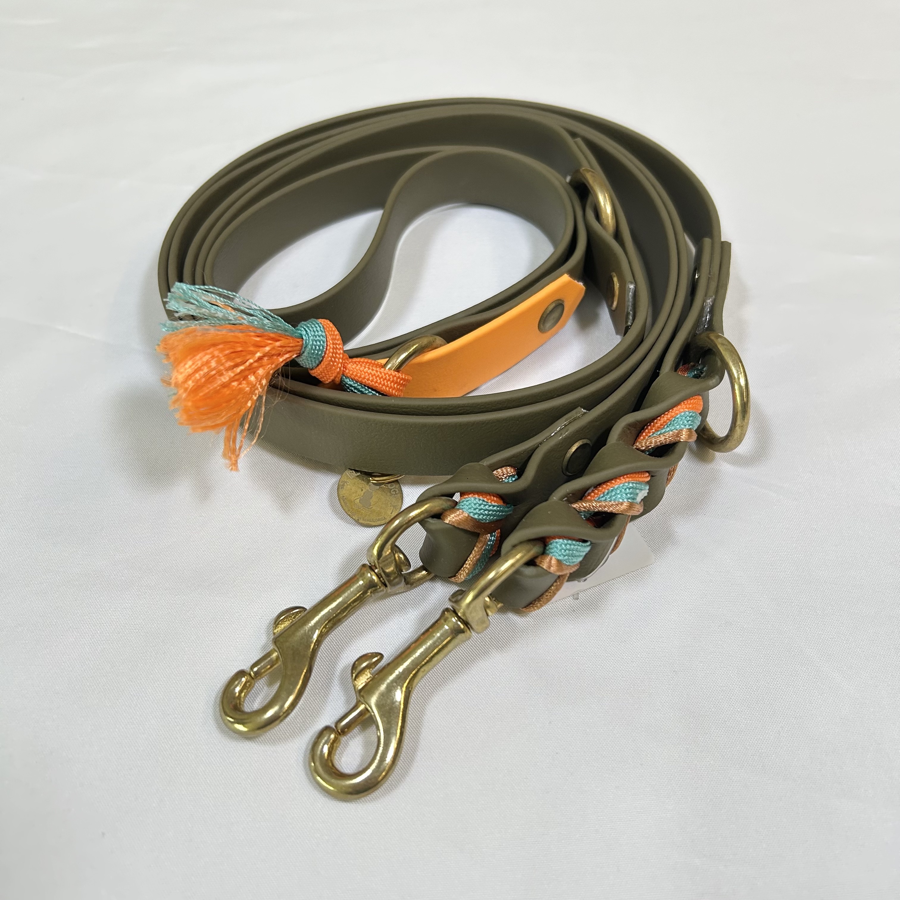 《 Island Dog 》編織防水牽繩 (四色)