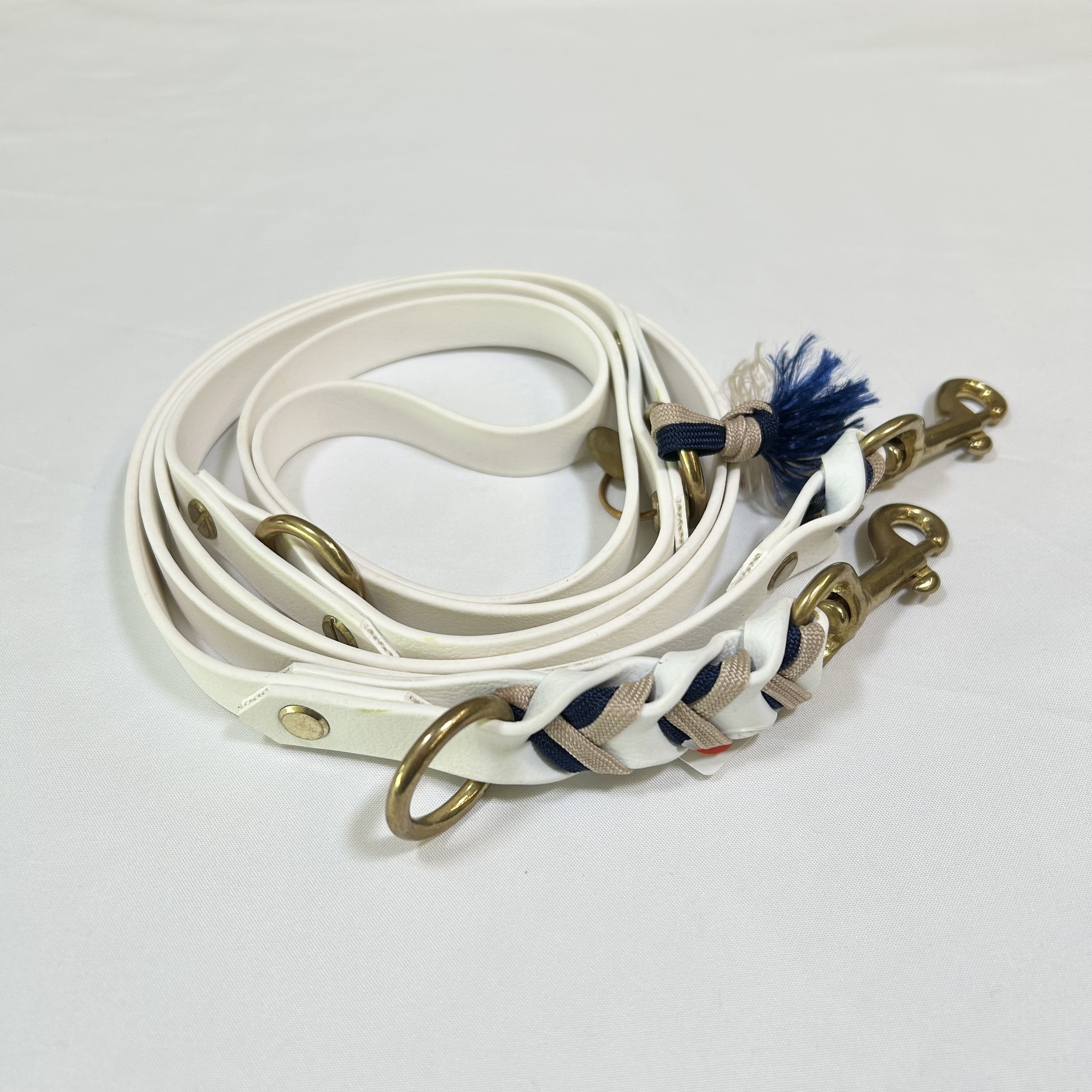 《 Island Dog 》編織防水牽繩 (四色)