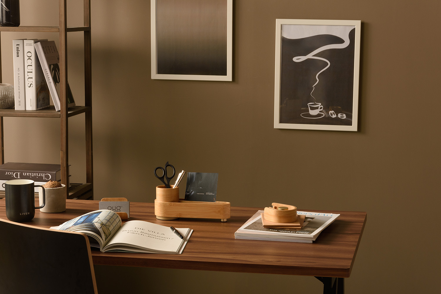 HOME OFFICE 大地色辦公桌佈置