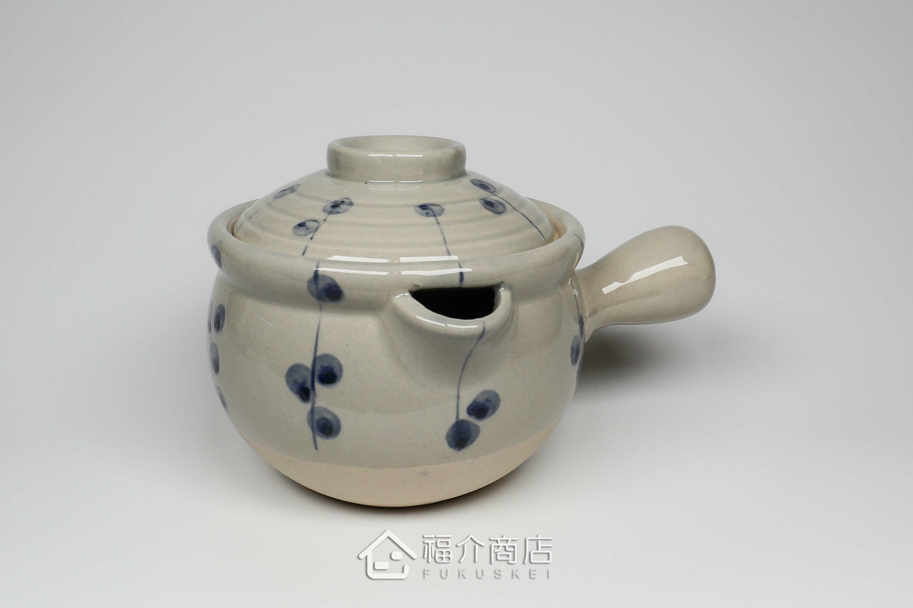 煮火鍋的日本陶鍋