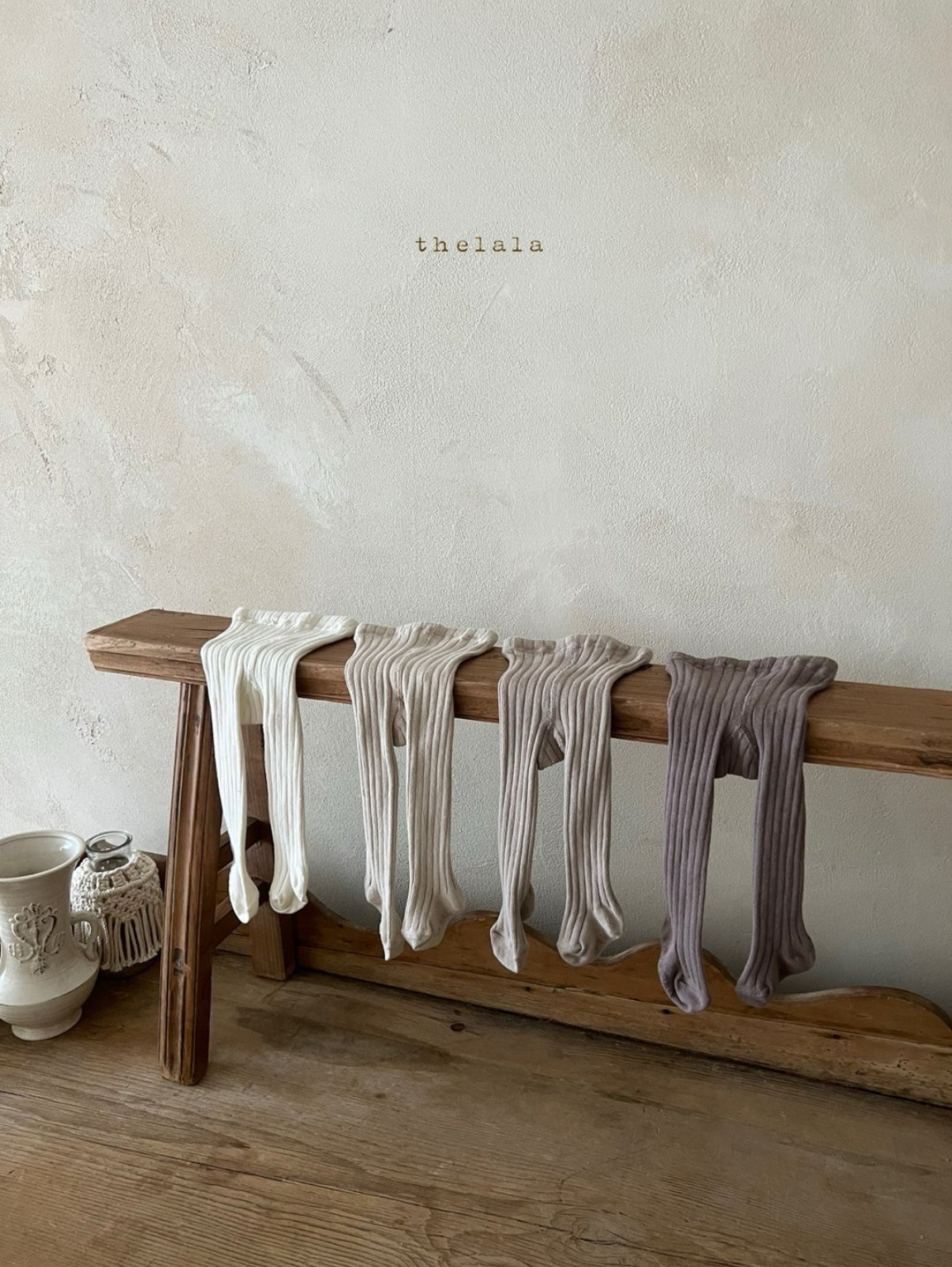 現貨｜百搭必備坑條紋褲襪