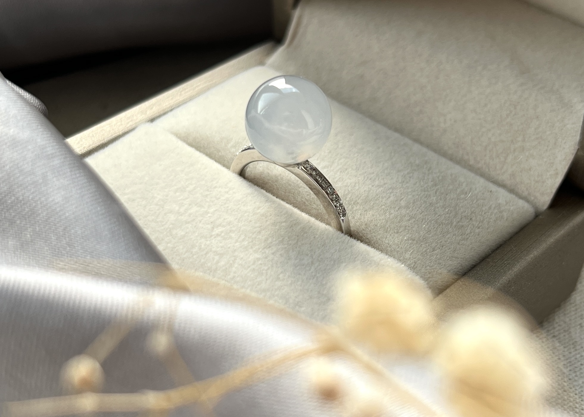 珍藏級白月光圓珠戒指18K