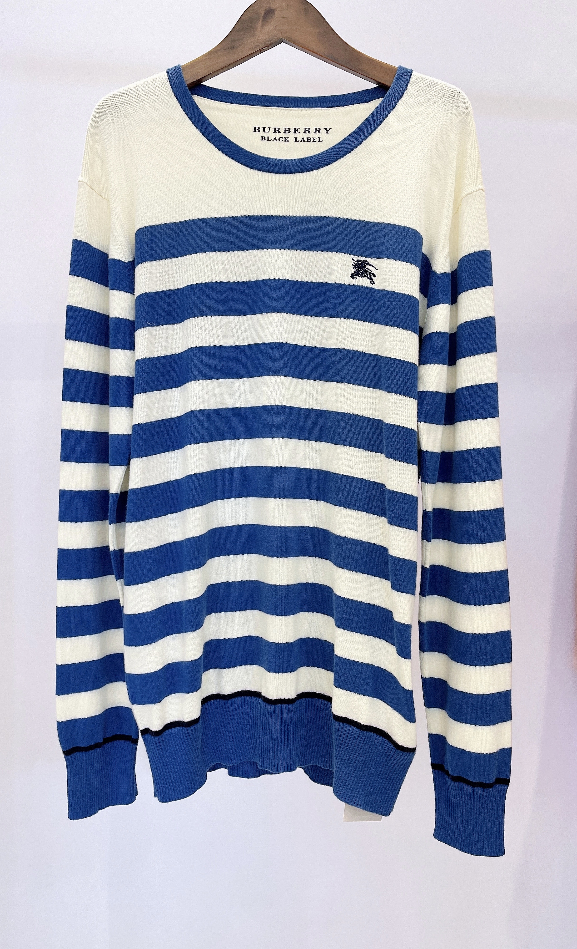 Burberry BLACK LABEL 藍白針織杉