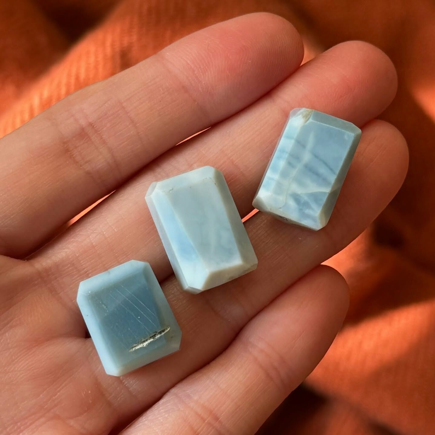 [原石] 非洲藍澳寶 通孔 串珠配件