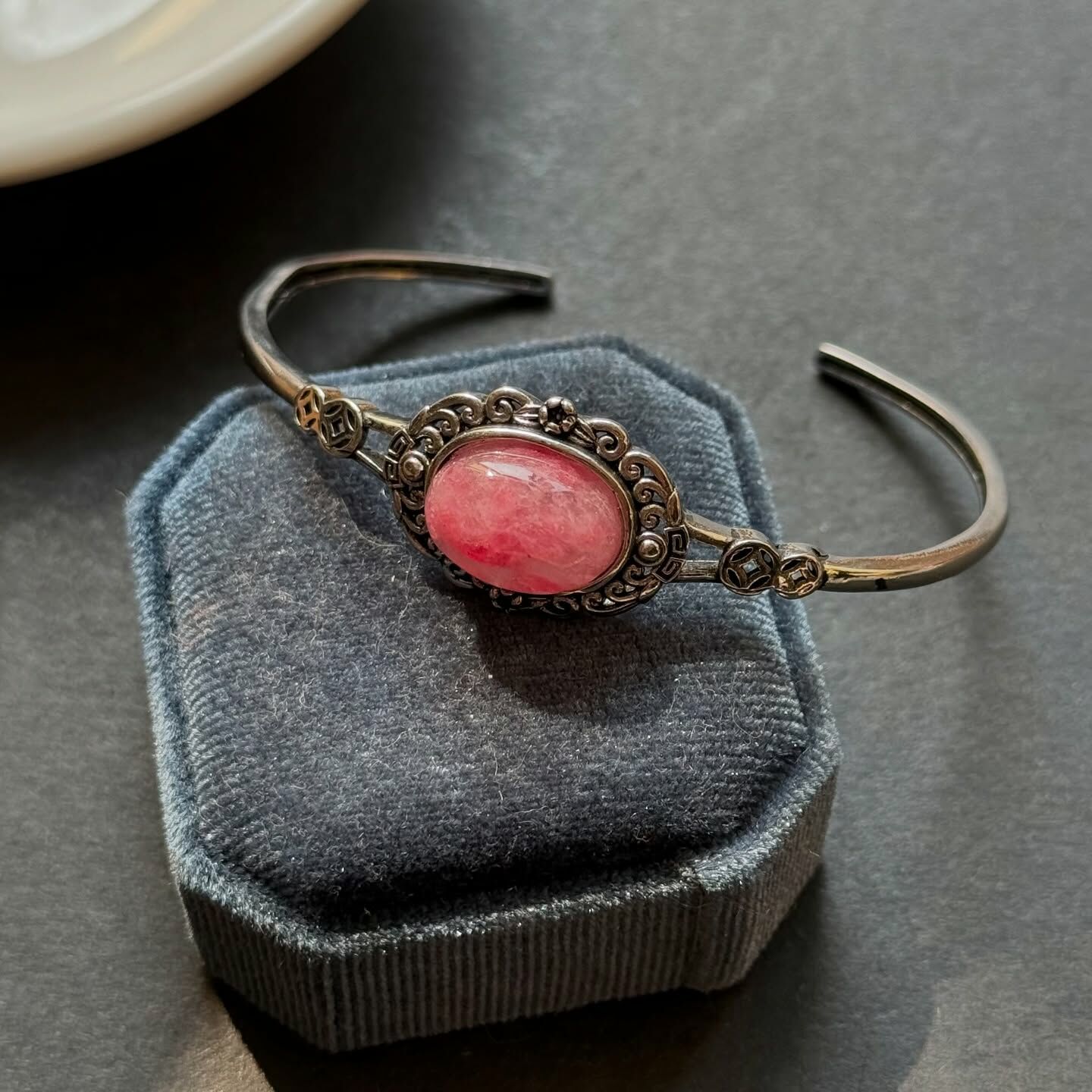 [原石] 櫻花雨薔薇輝石 金屬手鐲