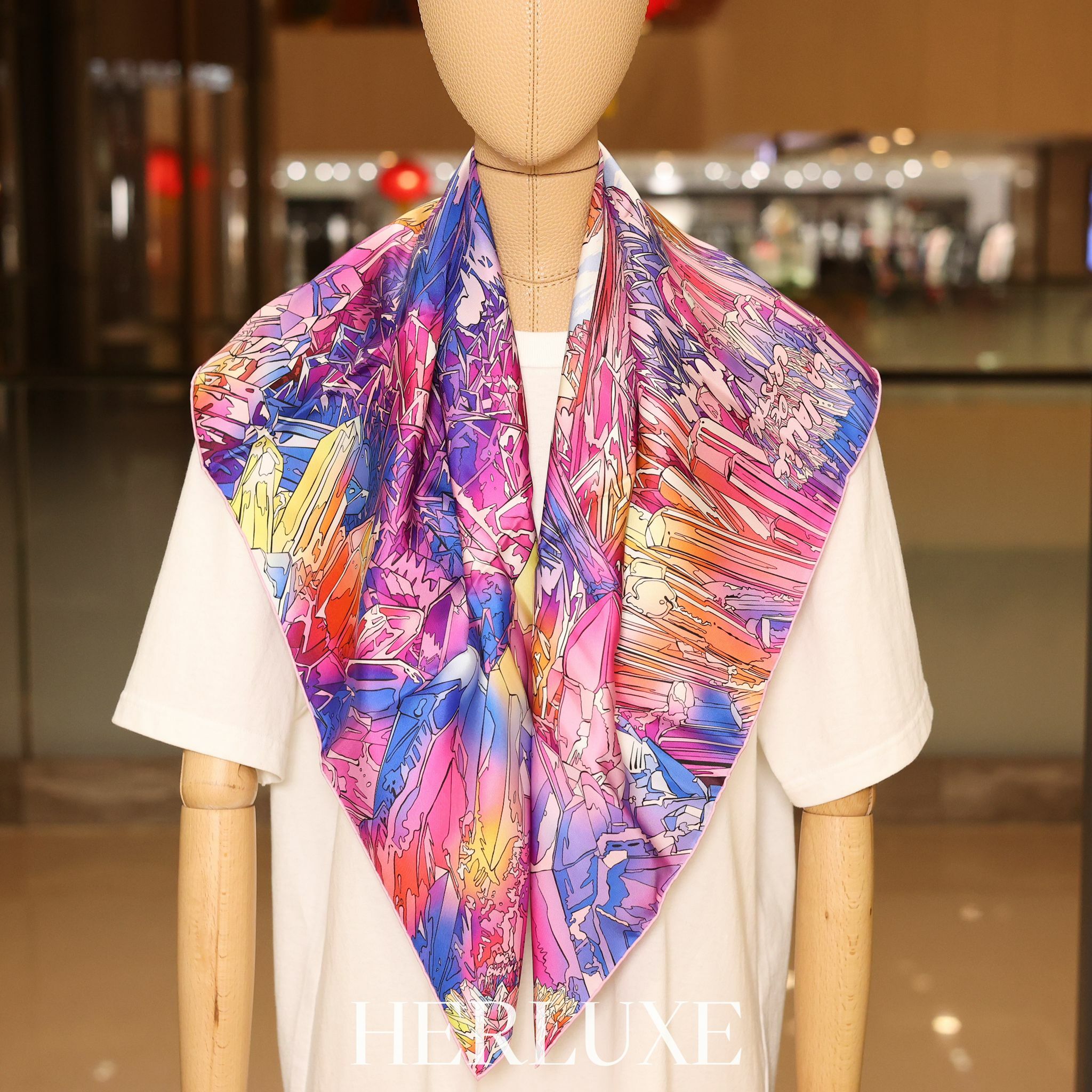 La vallee de cristal scarf 100% soie 90x90cm rose/bleu/jaune