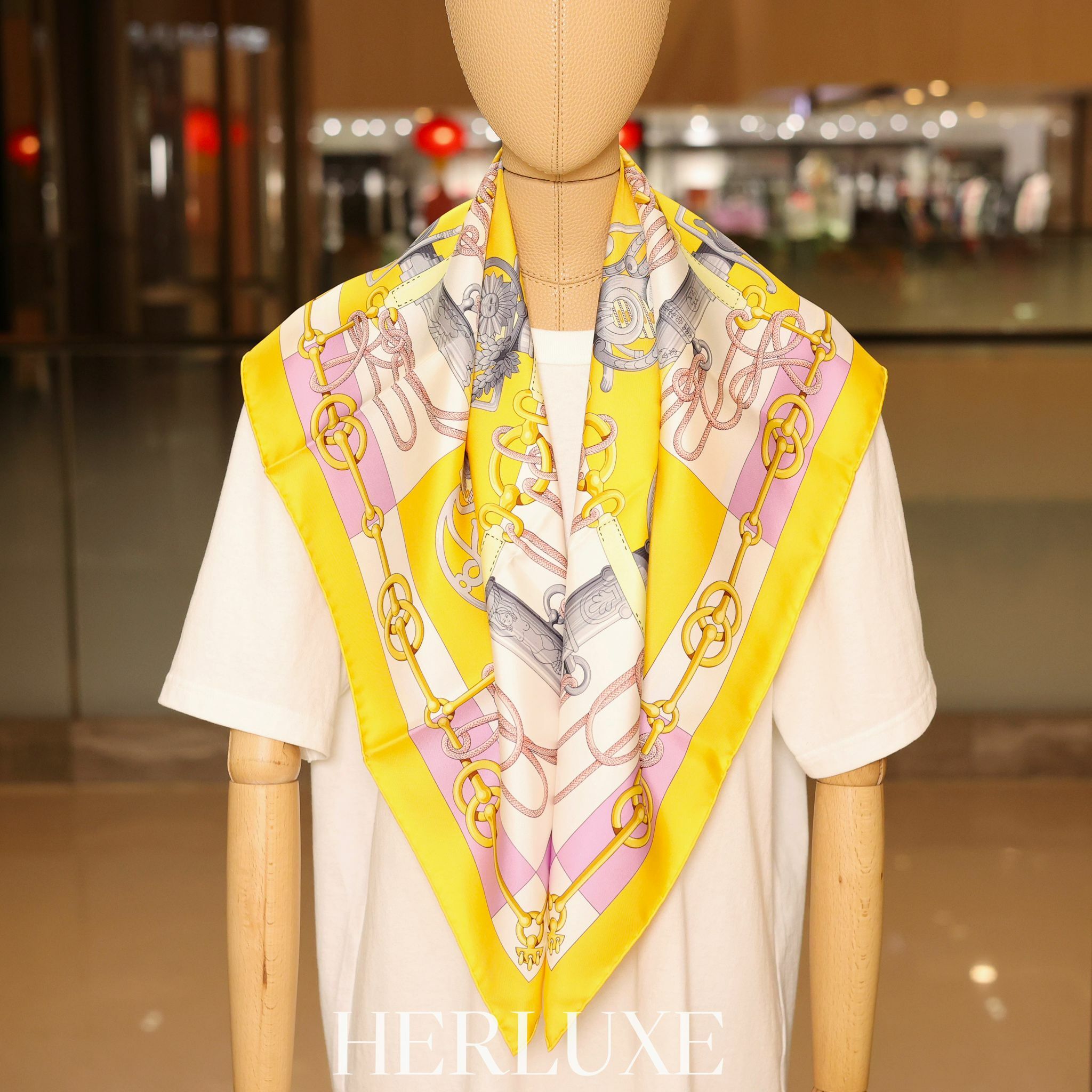 Cliquetis scarf 100% soie 90x90cm yellow/blanc/purple