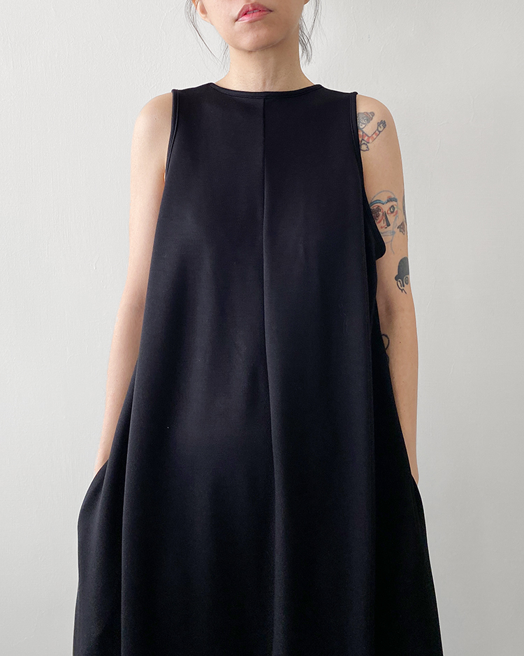 MFD-2660 不對稱花苞洋裝 ʙʟᴀᴄᴋ