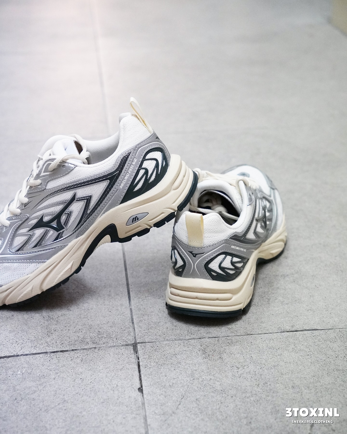 (預訂) Mizuno FIYI V2  - D1GH241511