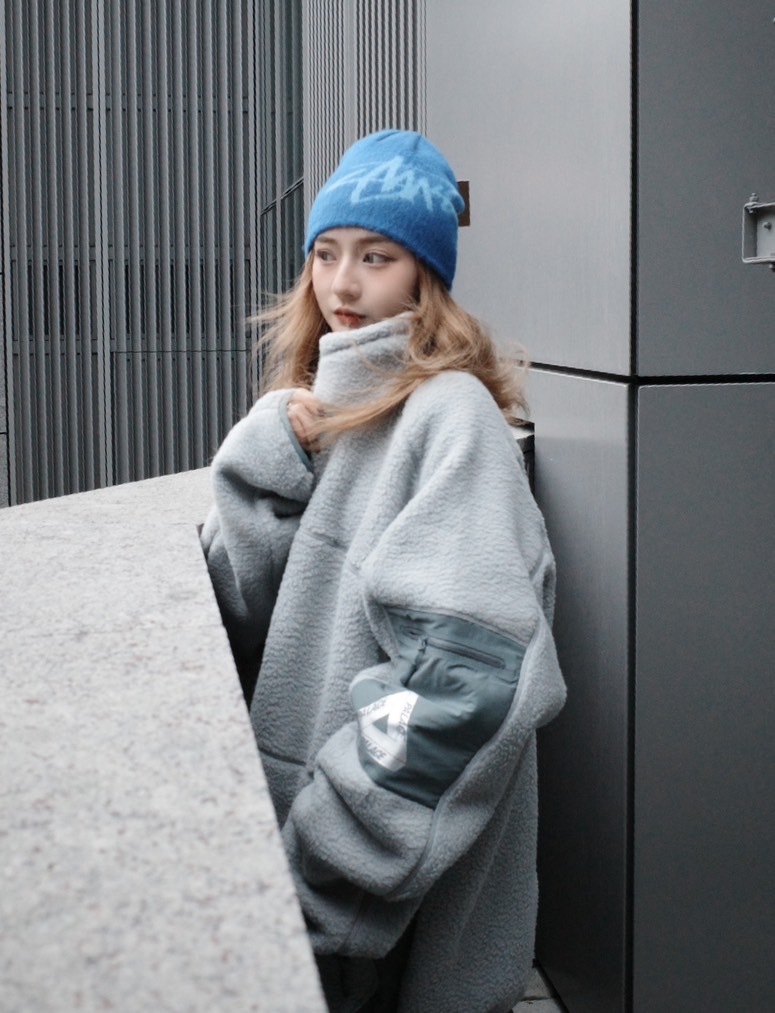 PALACE THERMALITE FLEECE JACKET 毛毛拉鍊外套 灰色/黑色