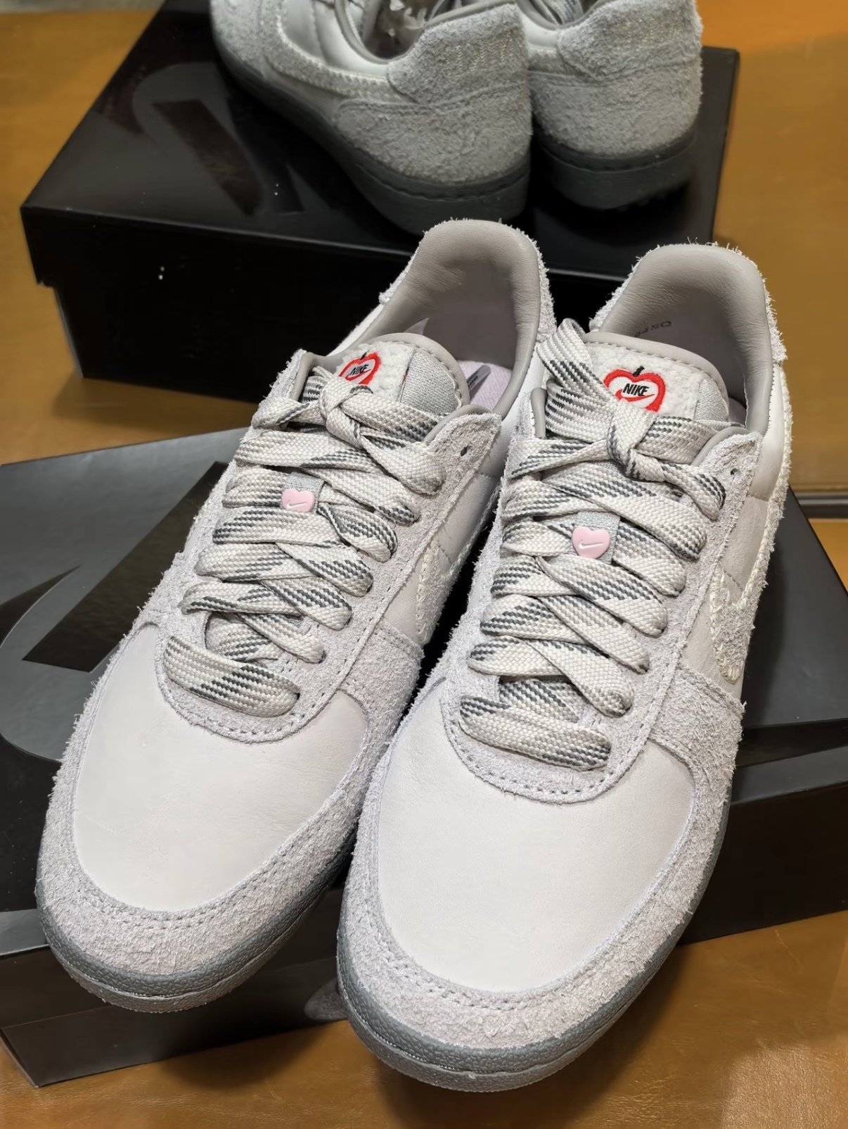 Nike Field Generaln 82 莫蘭迪灰 灰色 麂皮 愛心 蘋果 情人節 德訓鞋 HV5994-001/預購