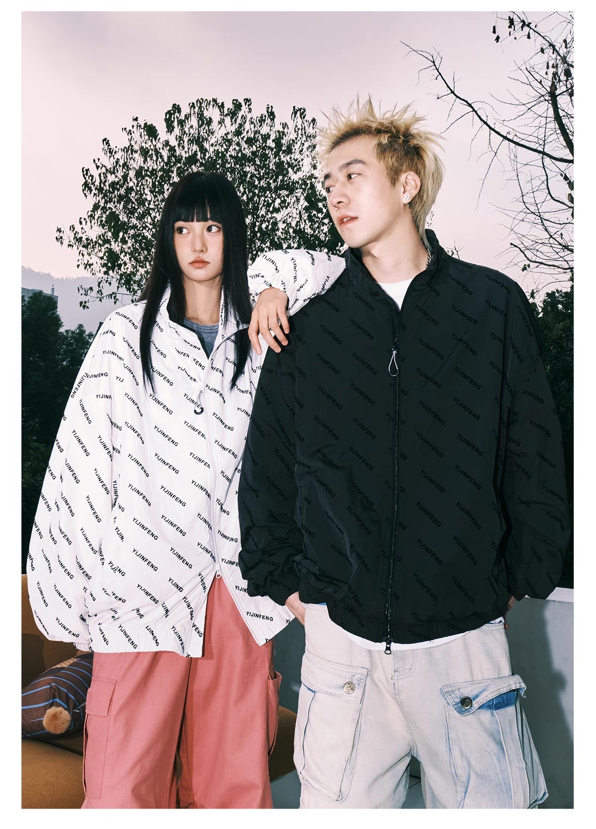 LEMANISM 滿版字母 立領防風夾克