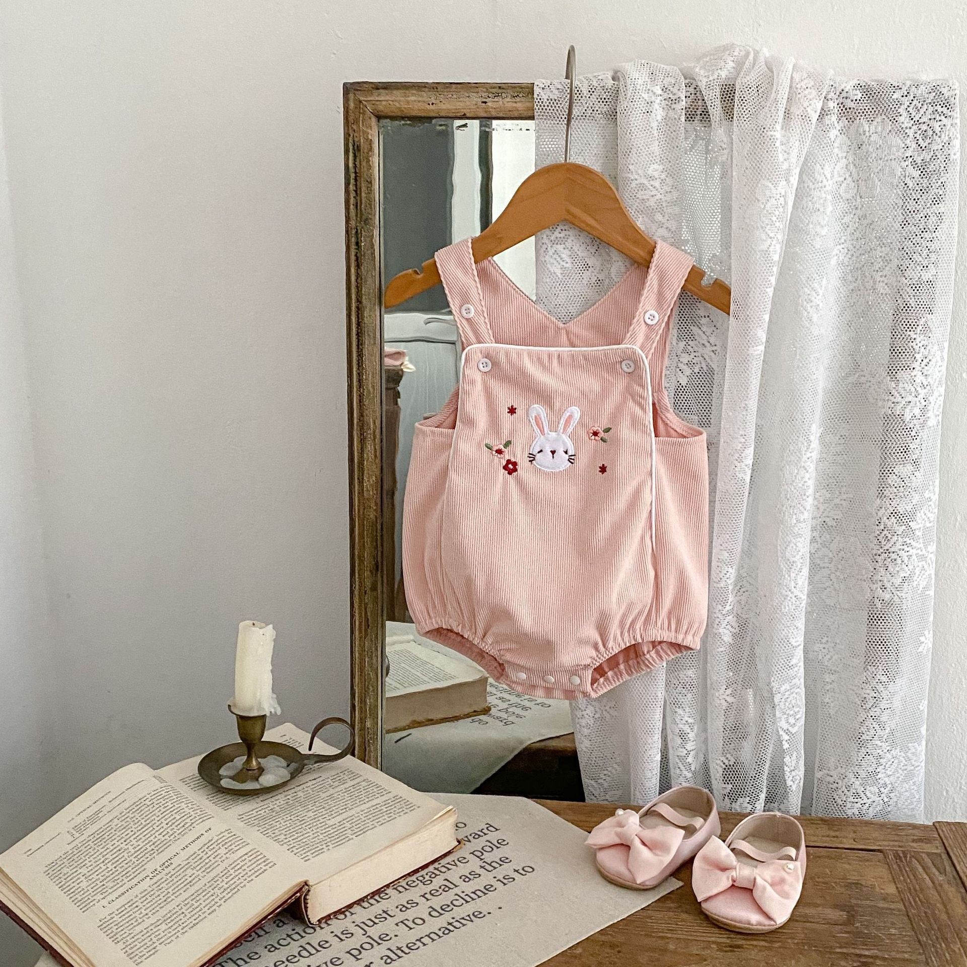 小兔子燈芯絨包屁衣