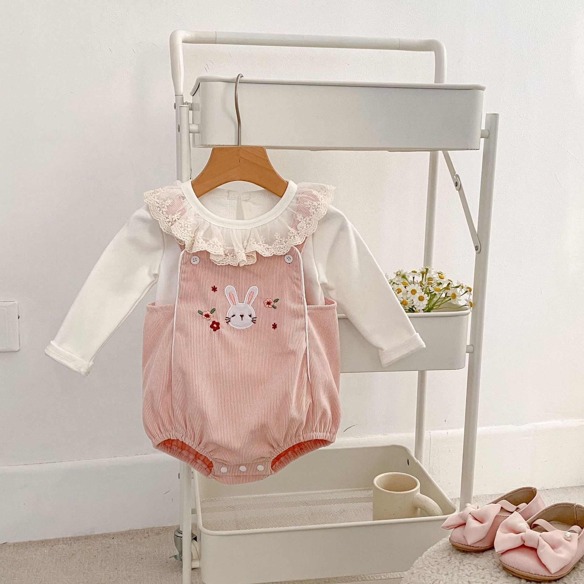 小兔子燈芯絨包屁衣