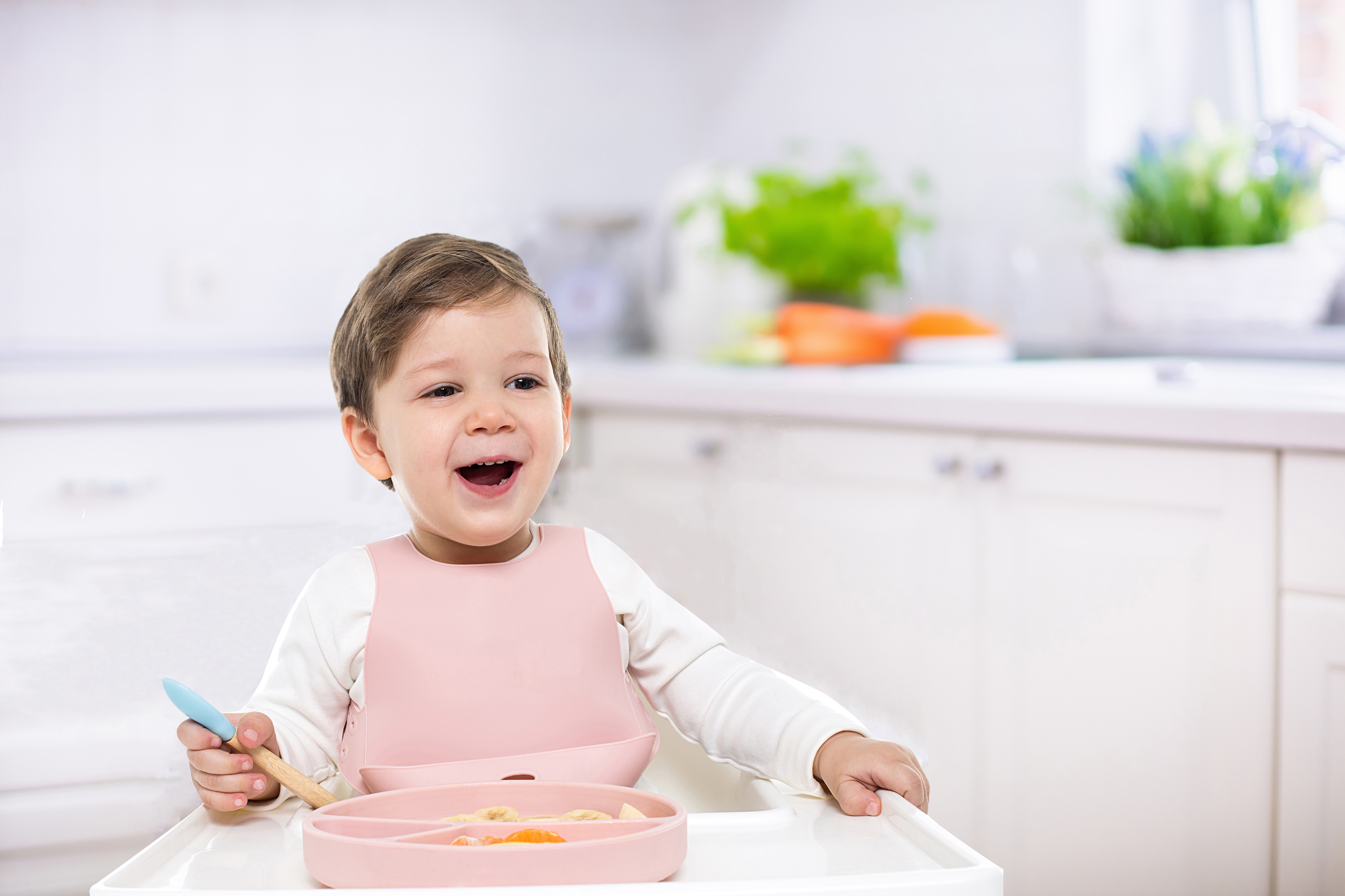 土耳其minikoioi副食品矽膠餐具，陪孩子吃進安全與健康食光