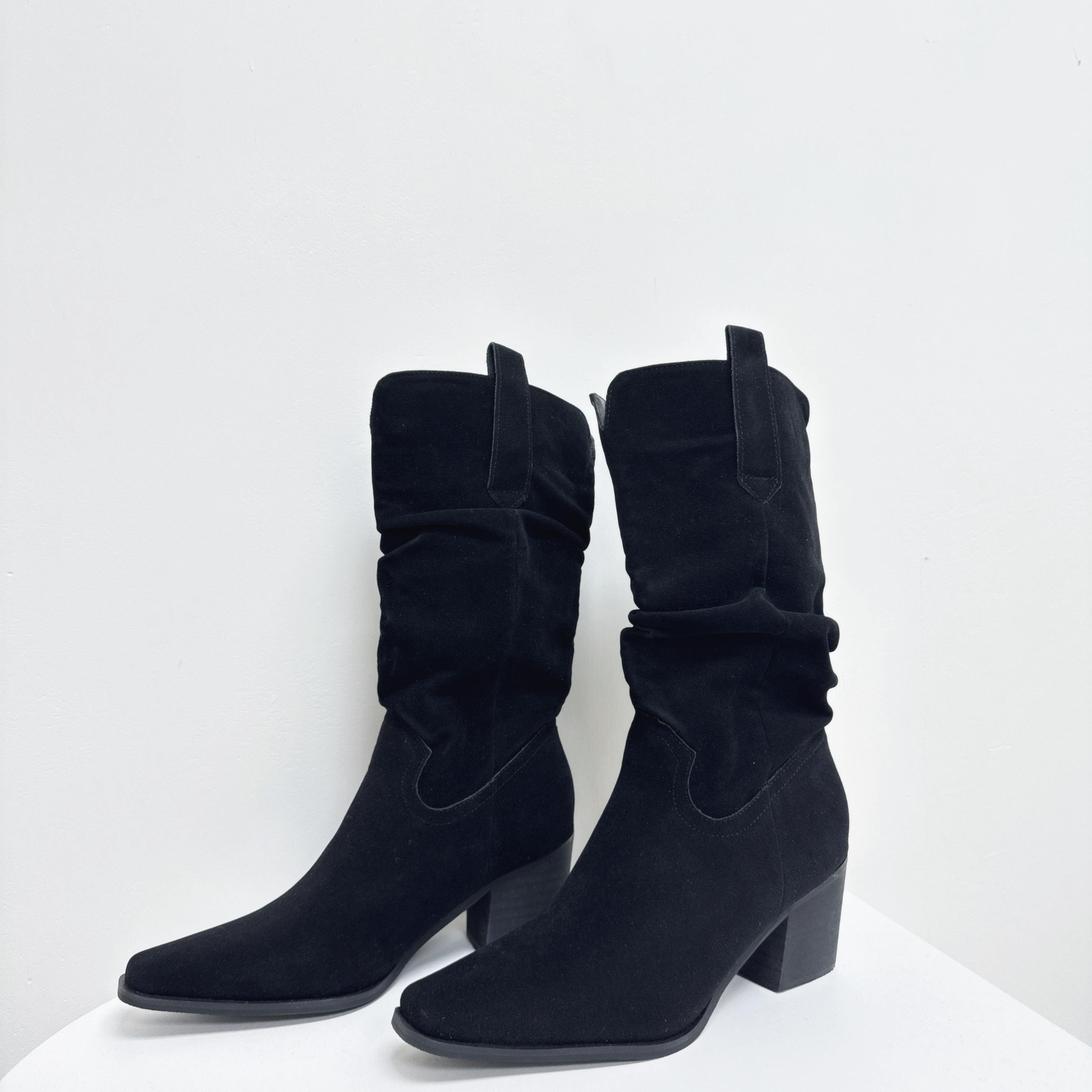 【Hoi2推介】絨面長靴